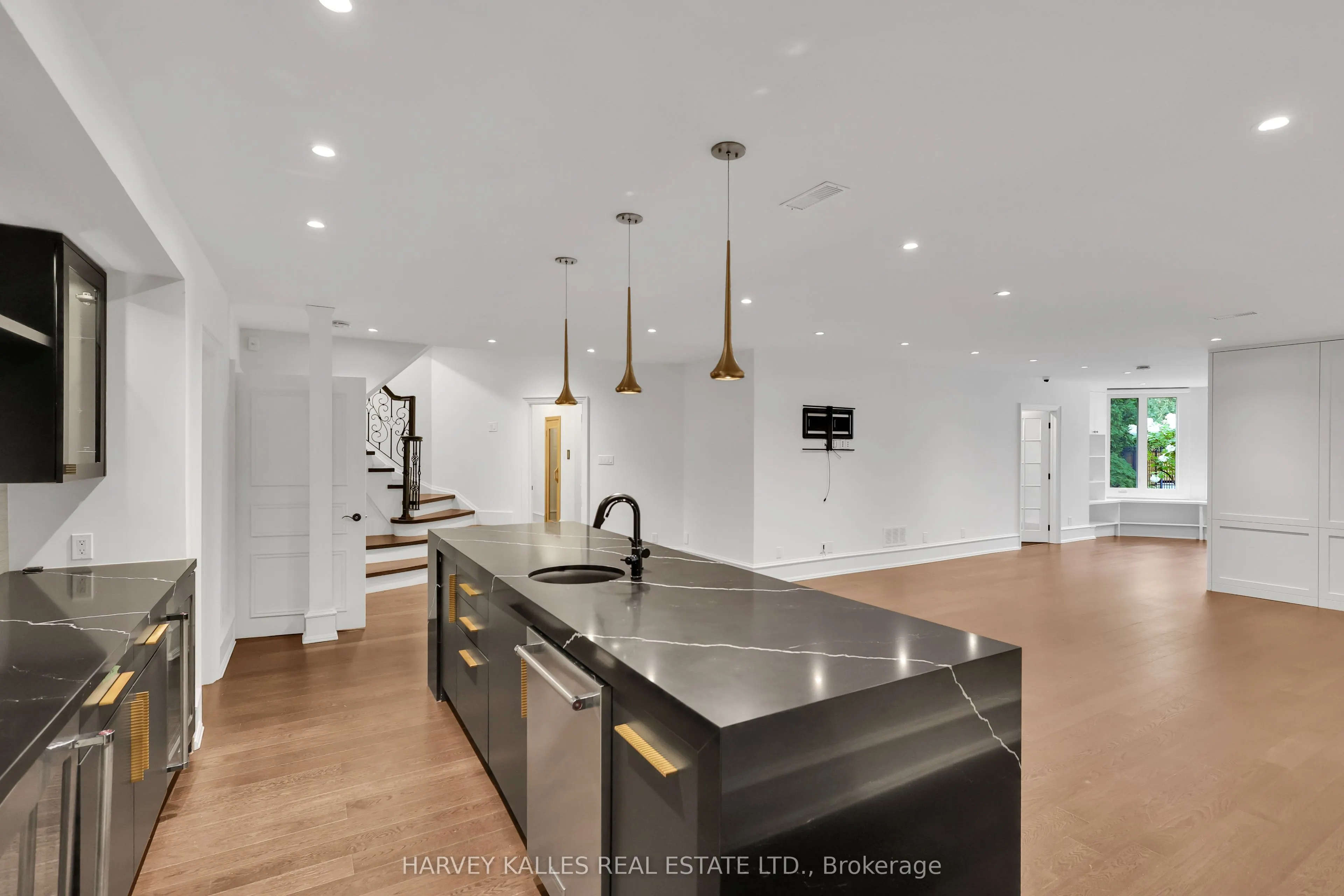 113 Coldstream Avenue