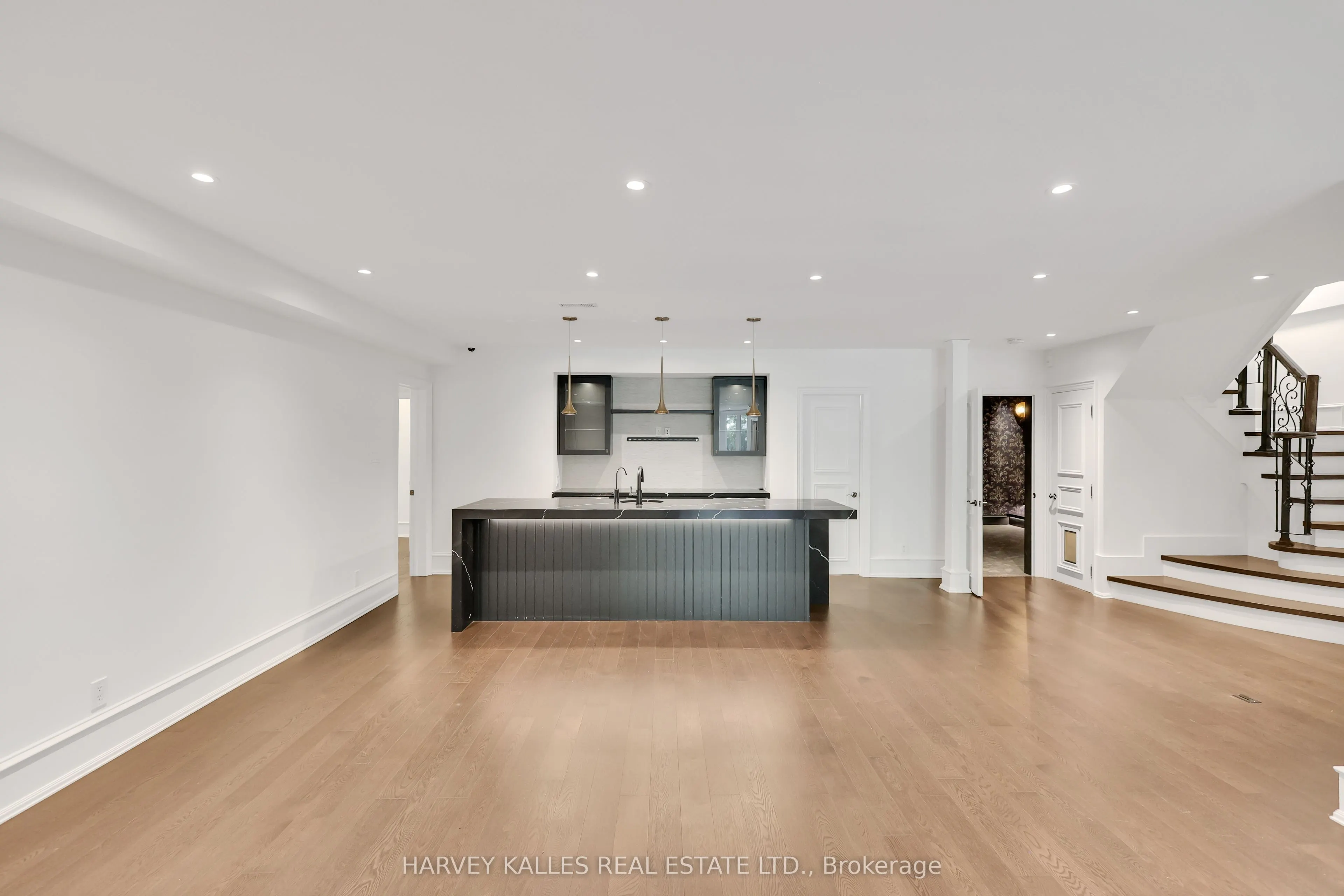 113 Coldstream Avenue