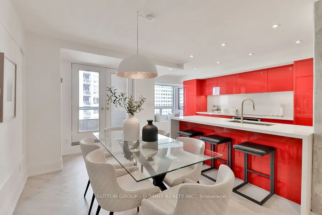 102 Bloor Street W, #Ph07