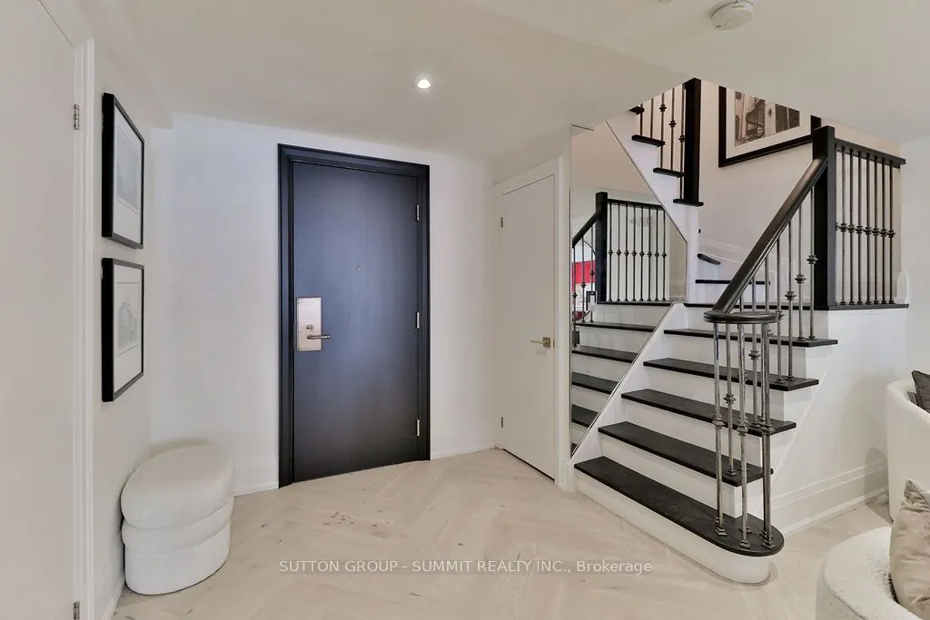 102 Bloor Street W, #Ph07