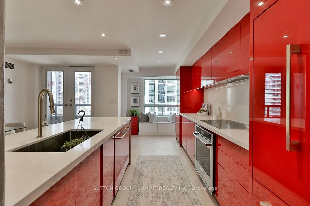 102 Bloor Street W, #Ph07