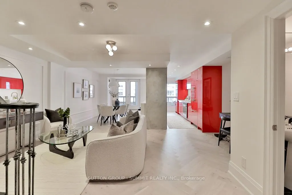 102 Bloor Street W, #Ph07