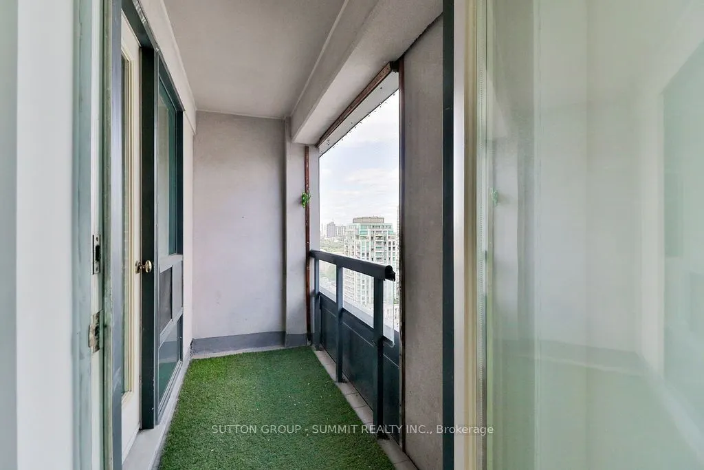 102 Bloor Street W, #Ph07