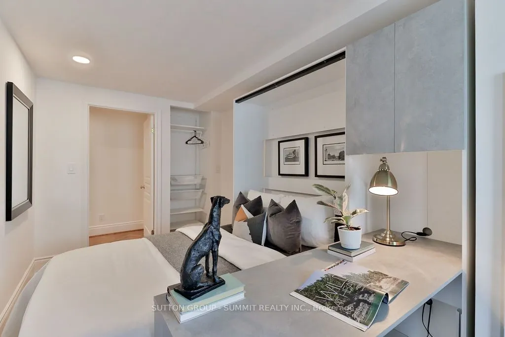 102 Bloor Street W, #Ph07