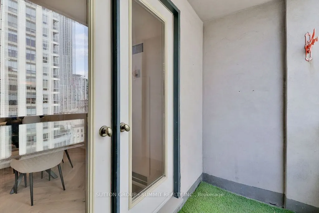 102 Bloor Street W, #Ph07