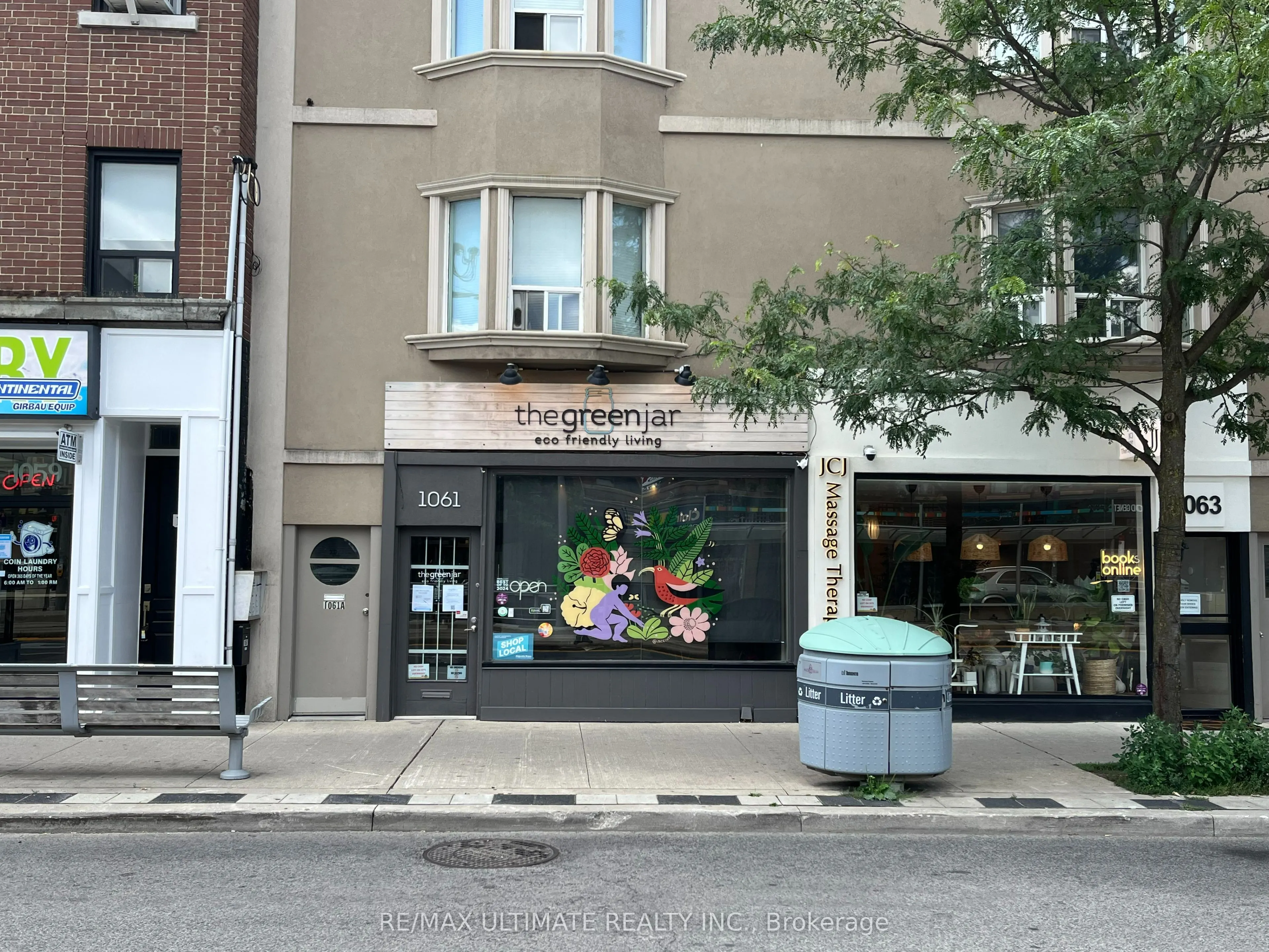 1061 St Clair Avenue W