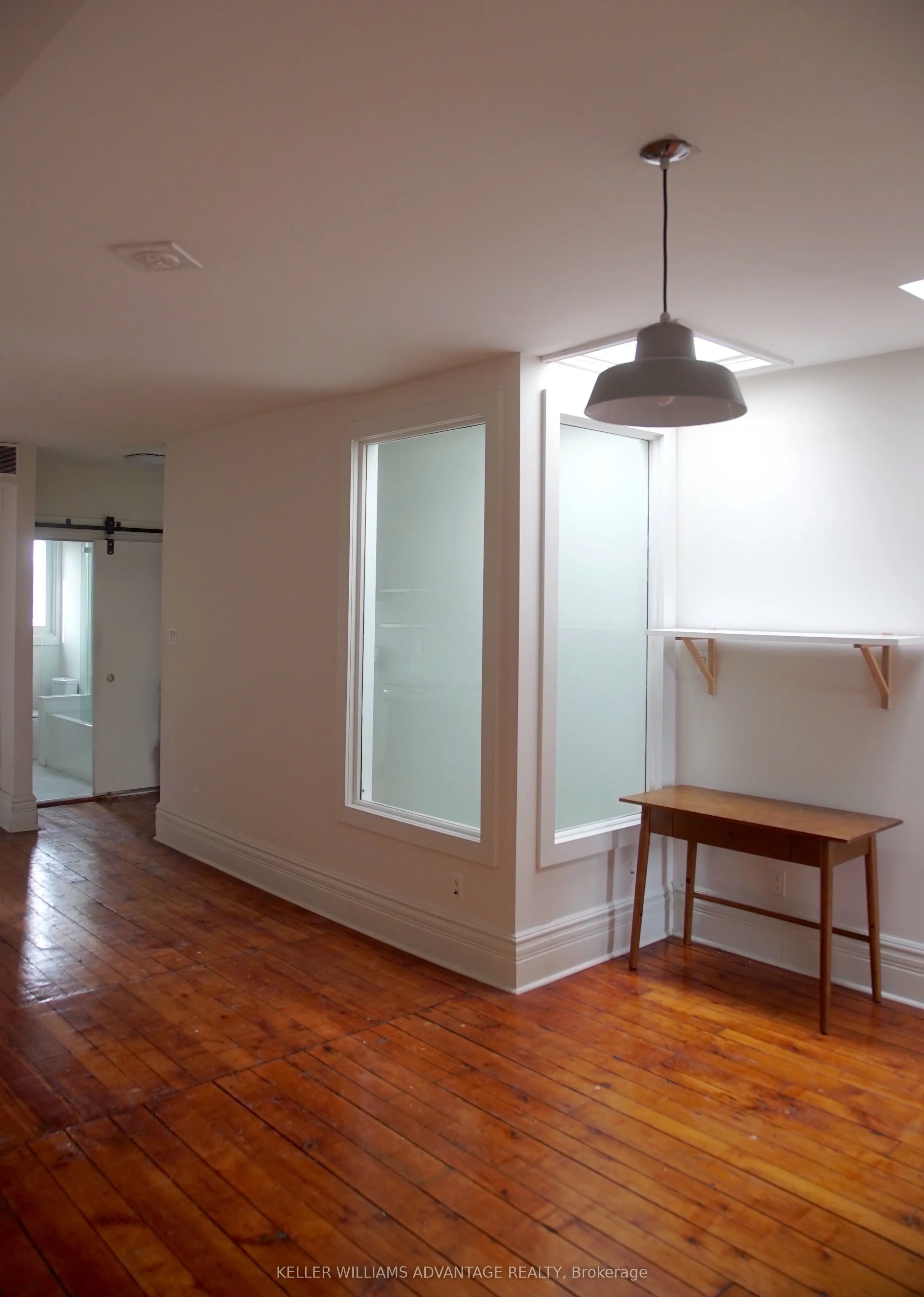 134 Ossington Avenue, #3rd Flr