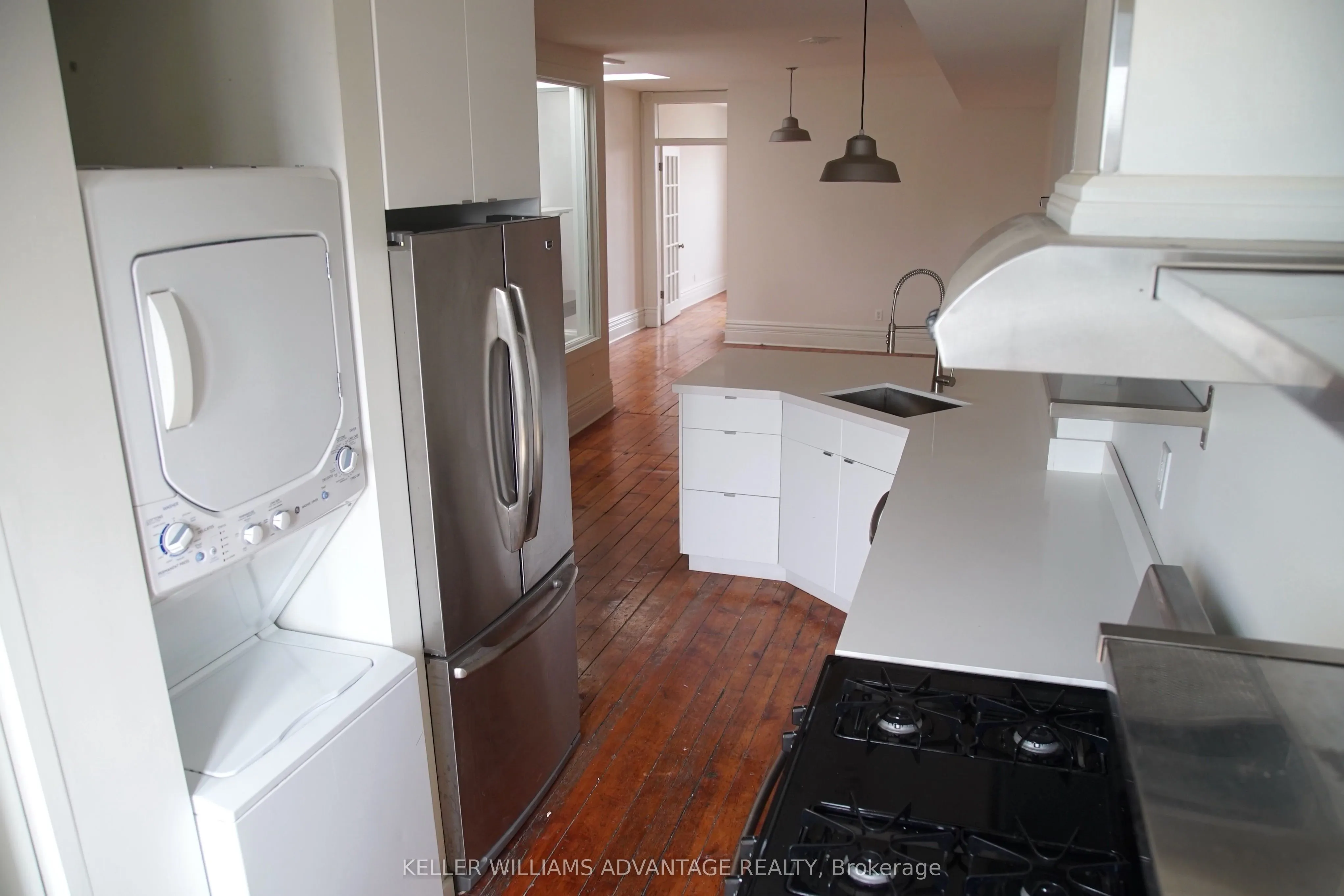 134 Ossington Avenue, #3rd Flr