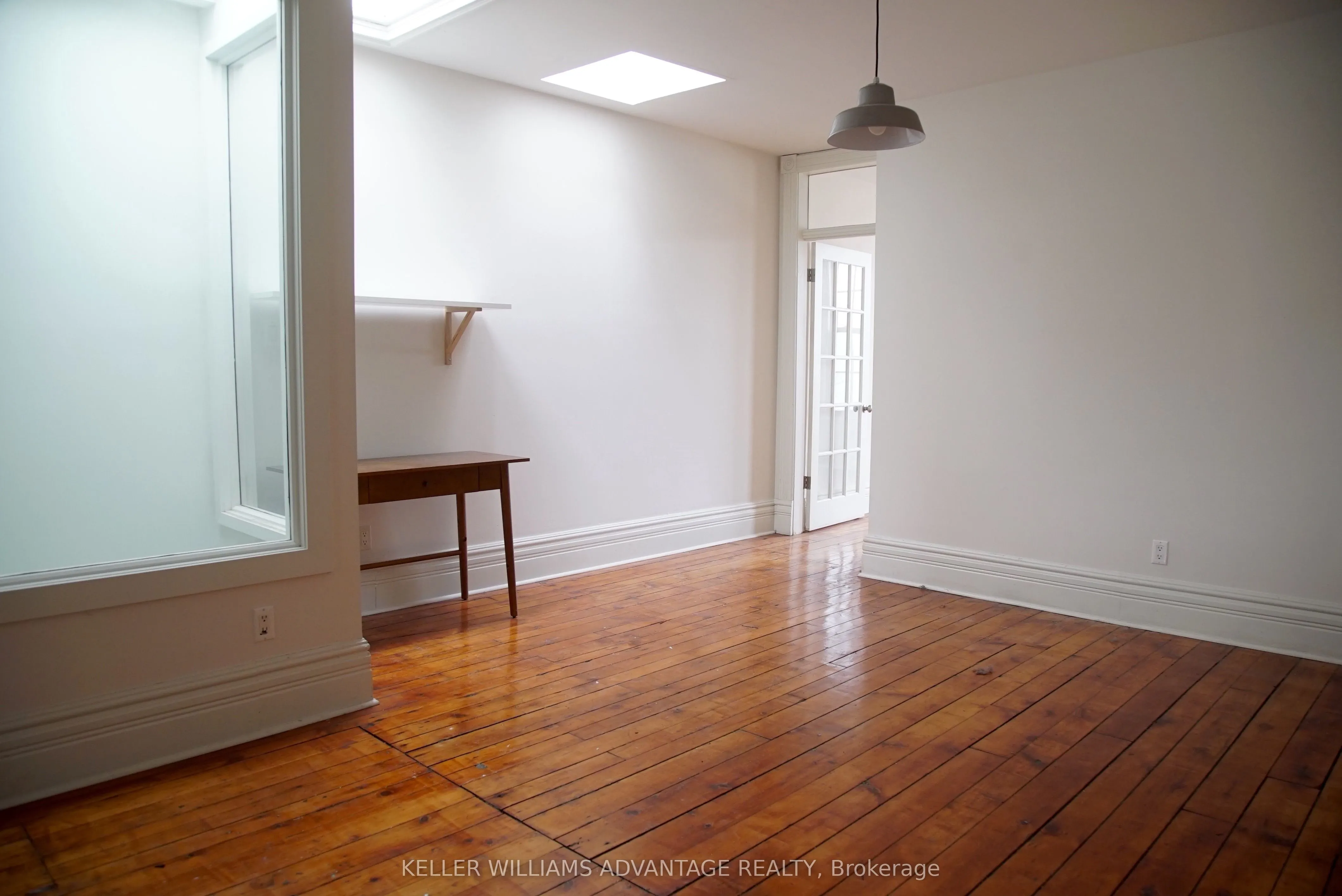 134 Ossington Avenue, #3rd Flr