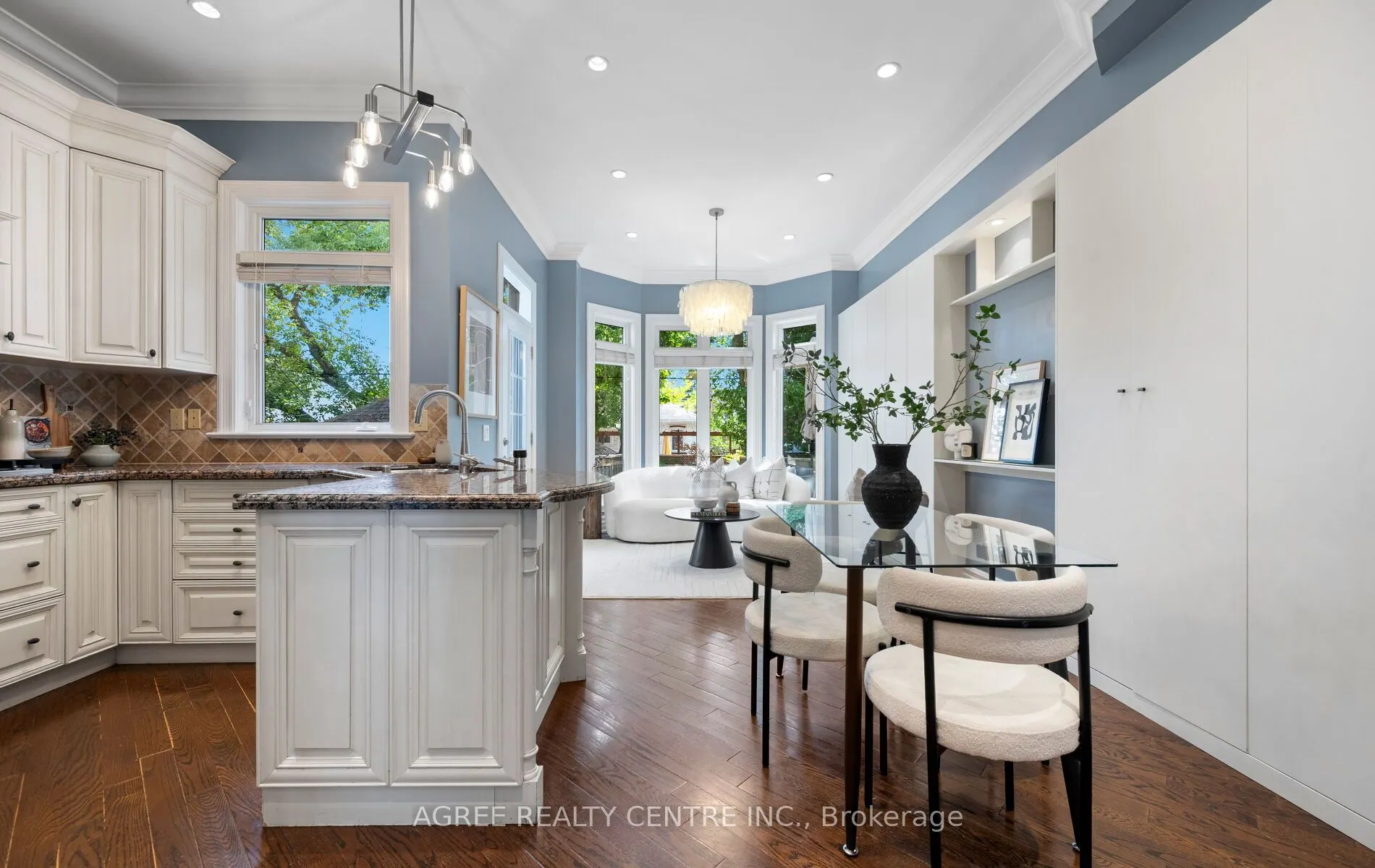 179 Glengarry Avenue