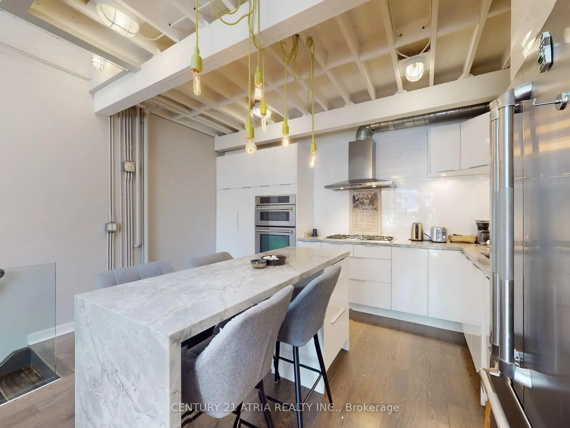 766 King Street W, #403