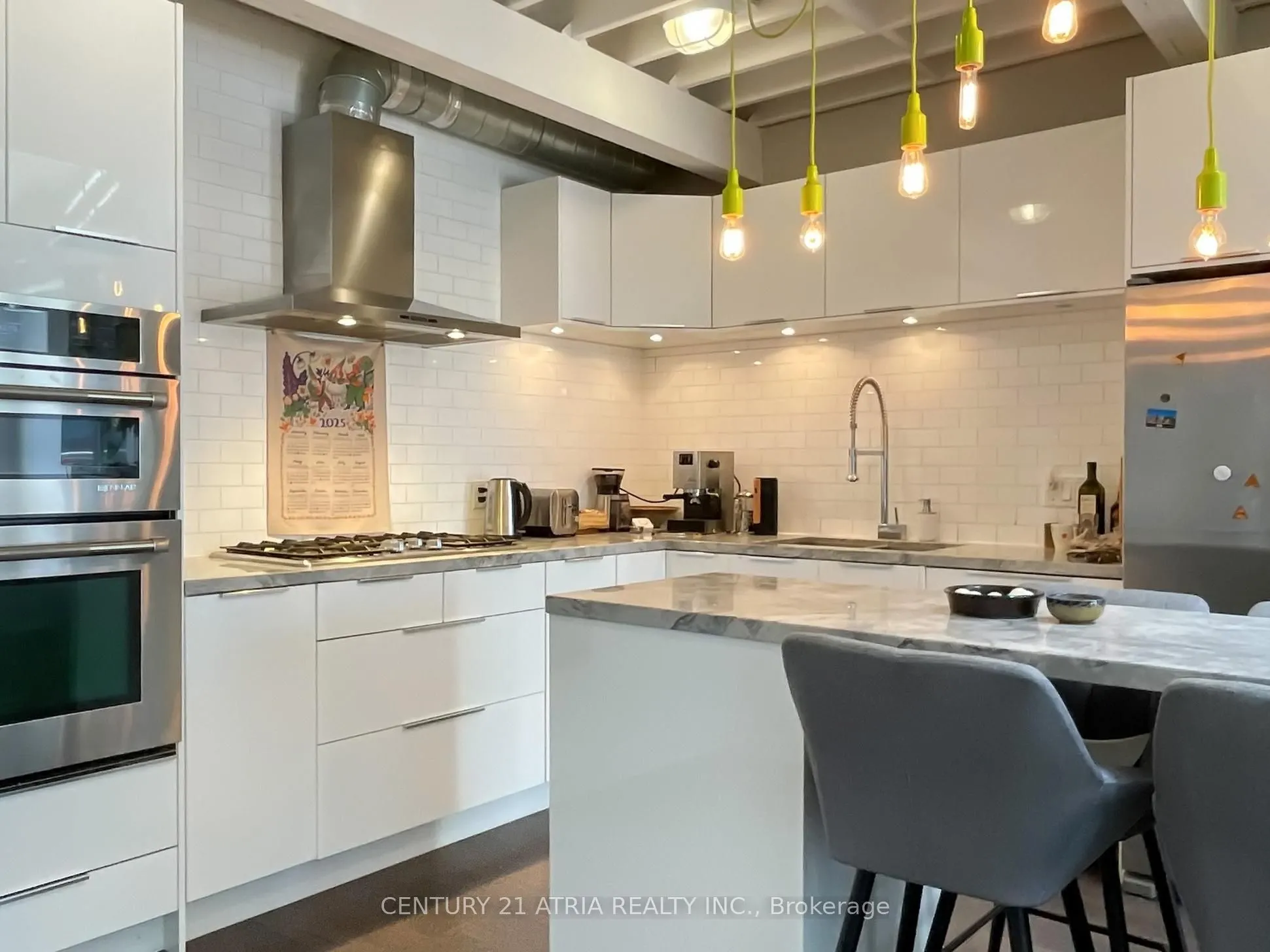 766 King Street W, #403