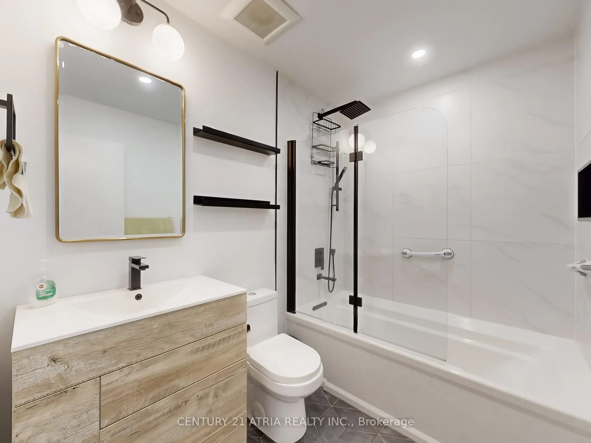 766 King Street W, #403