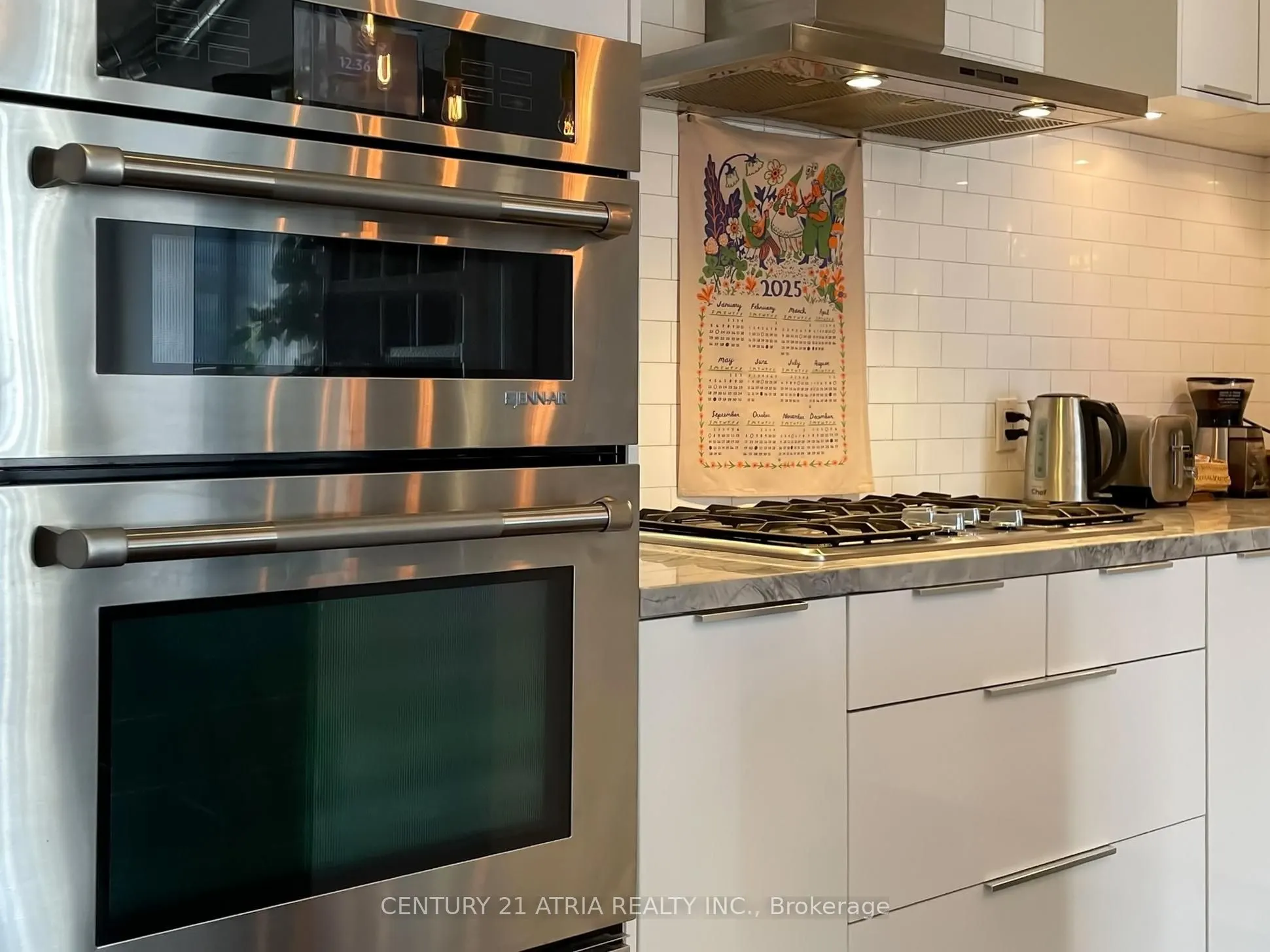 766 King Street W, #403