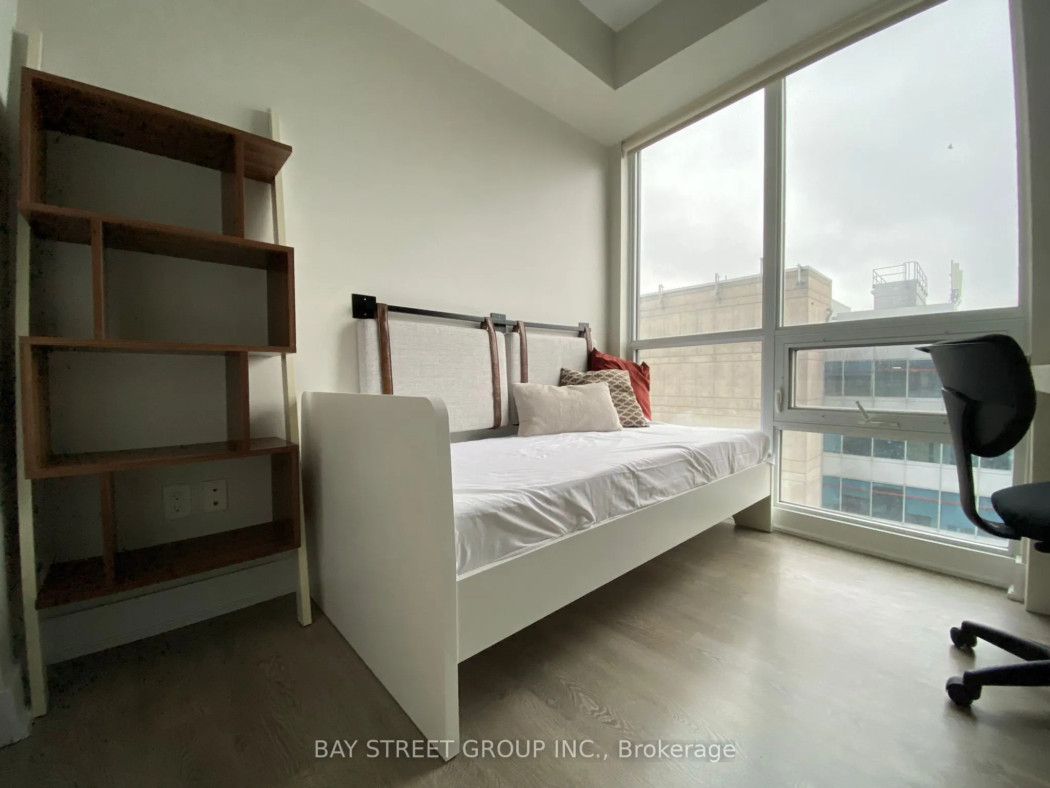 30 Roehampton Avenue, #1405