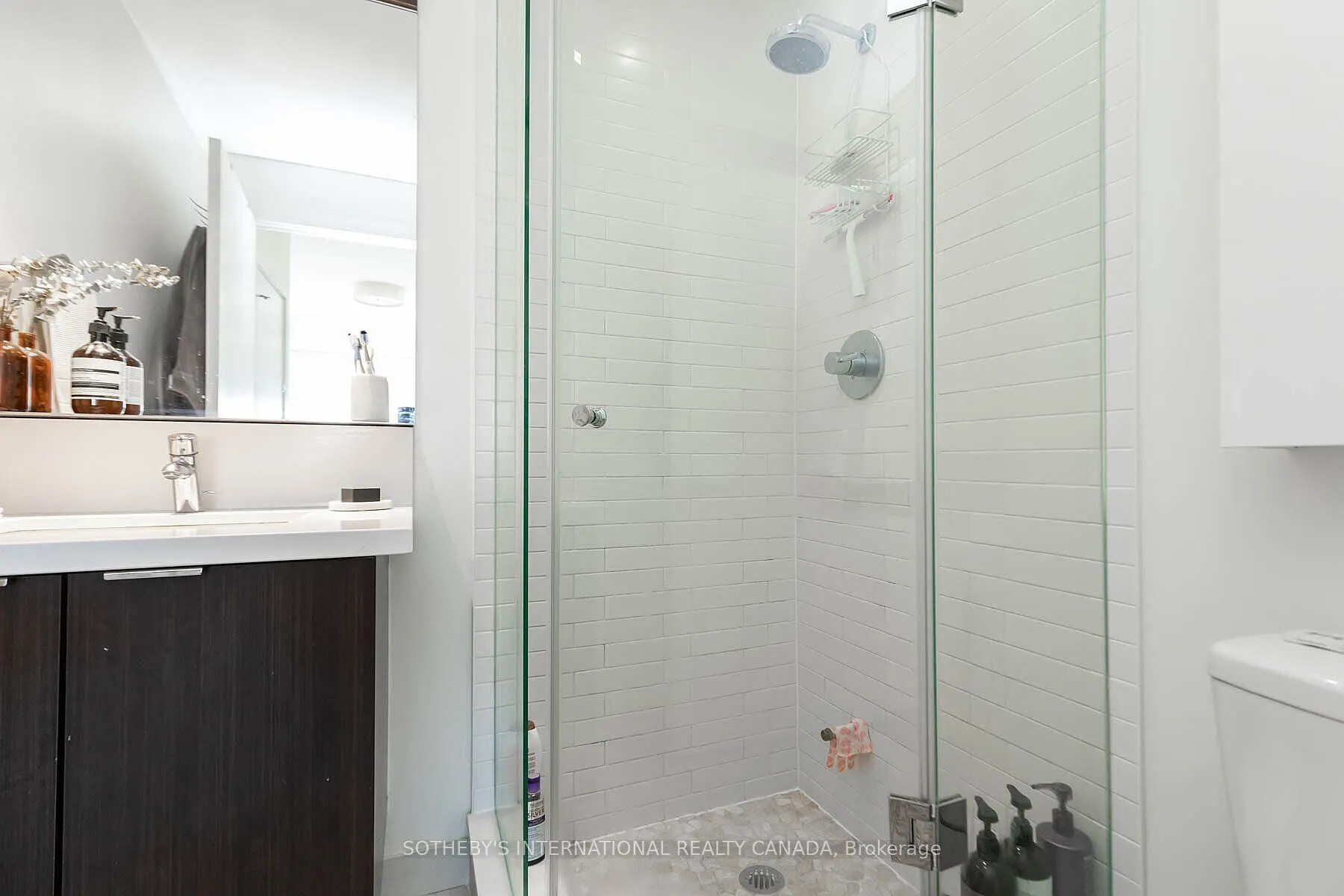 21 Widmer Street, #1511