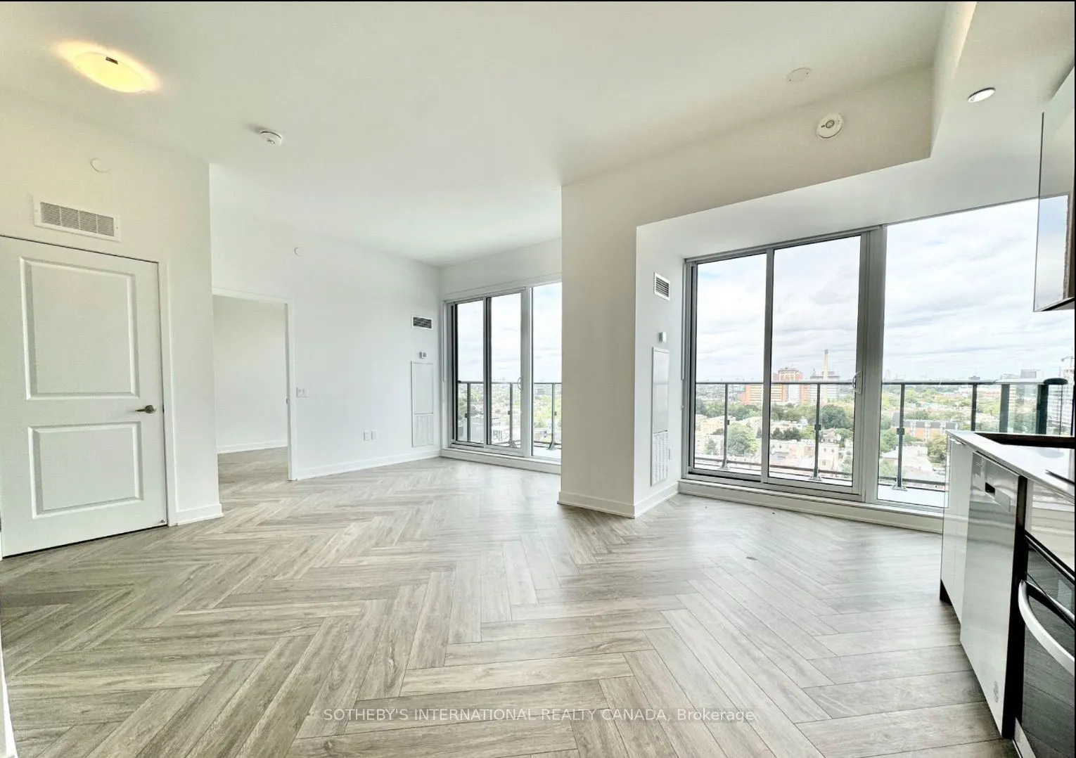 543 Richmond Street W, #PH02