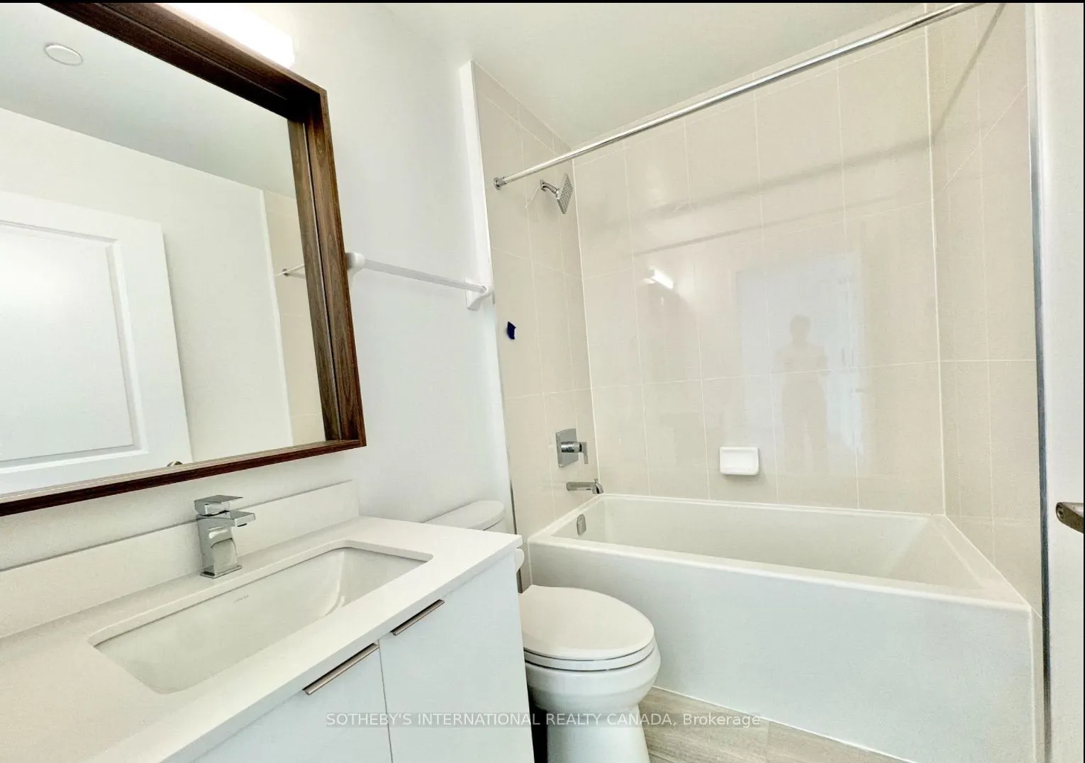 543 Richmond Street W, #PH02