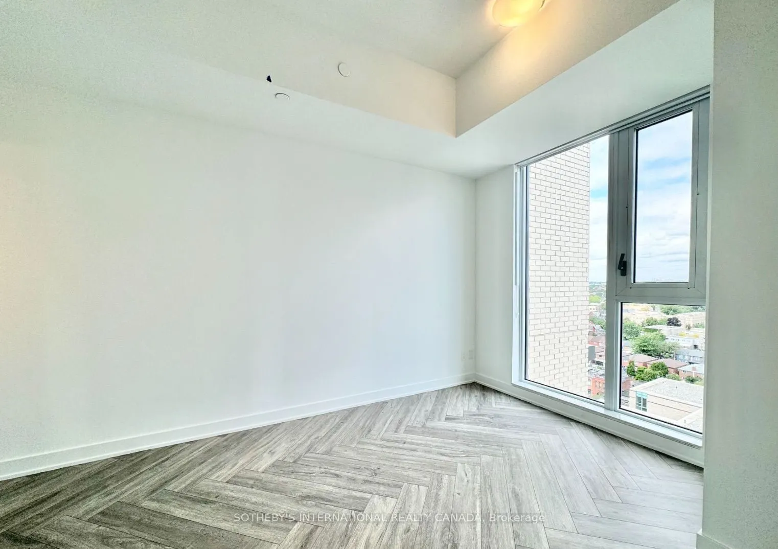 543 Richmond Street W, #PH02