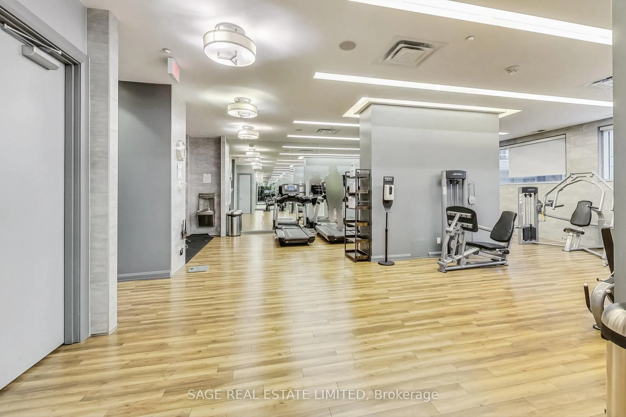 155 Yorkville Avenue, #320