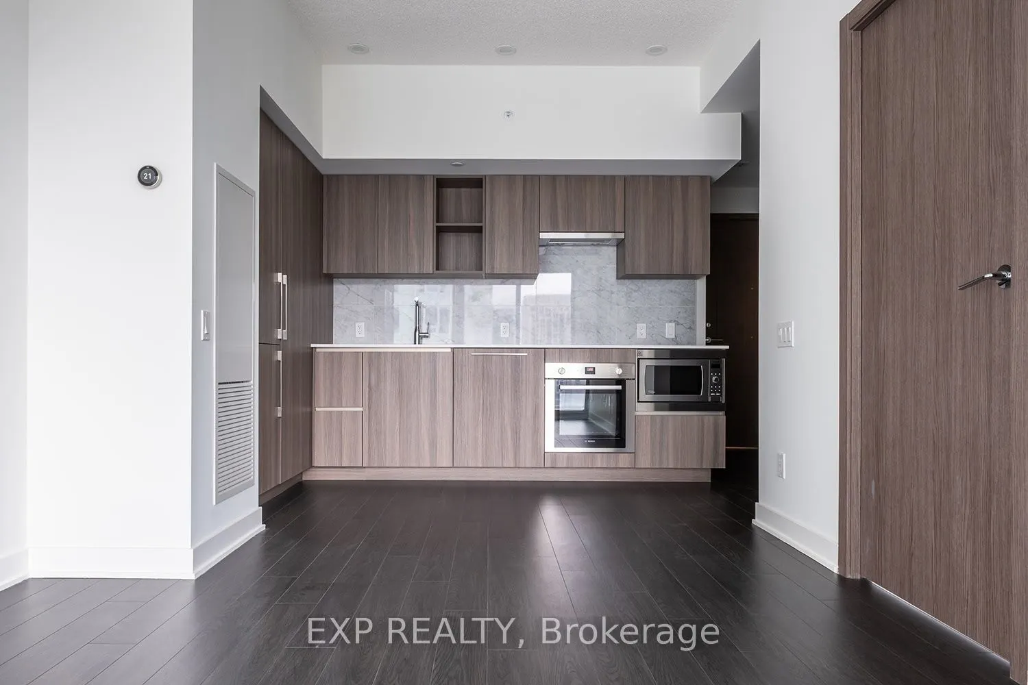 17 Bathurst Street, #3103