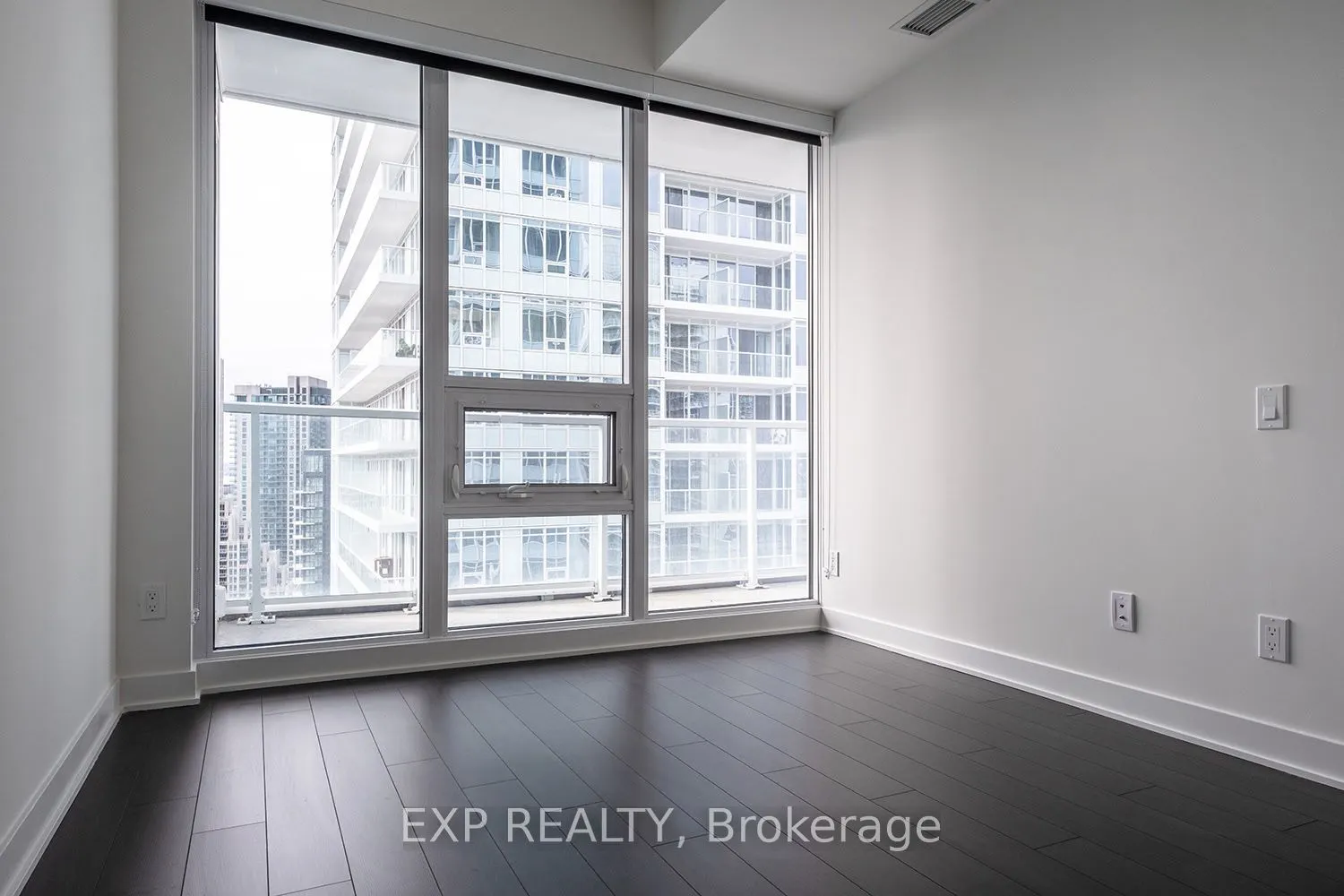 17 Bathurst Street, #3103