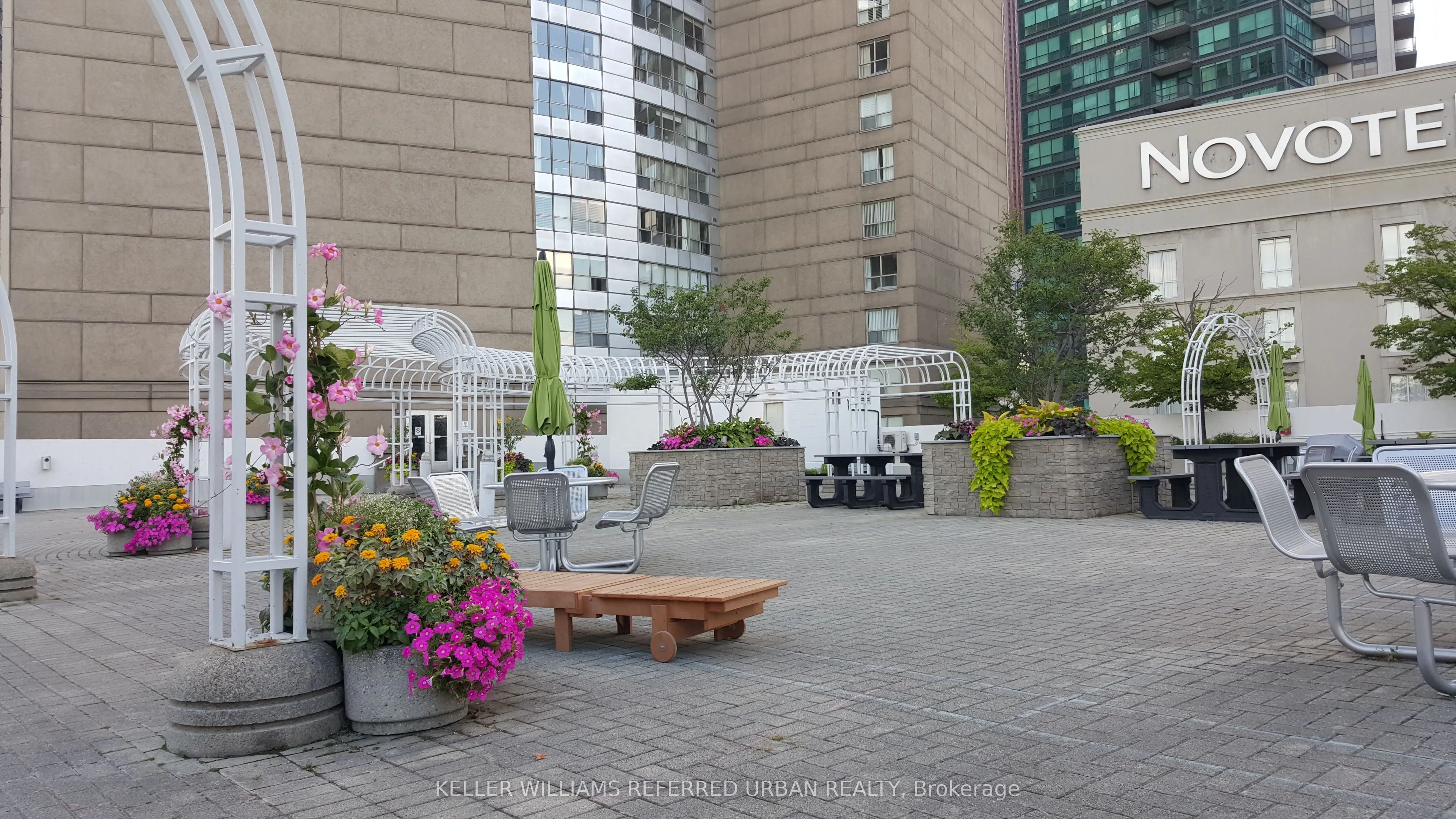 25 The Esplanade, #2410