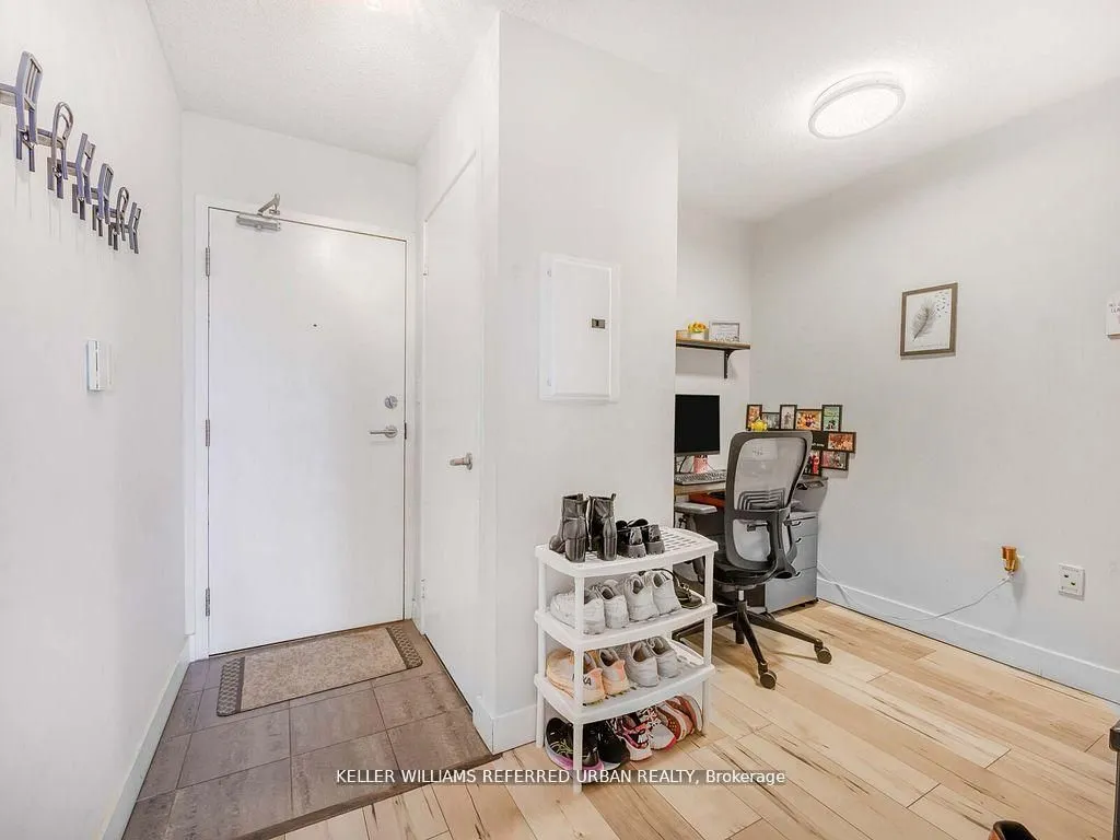 11 Brunel Court, #4702