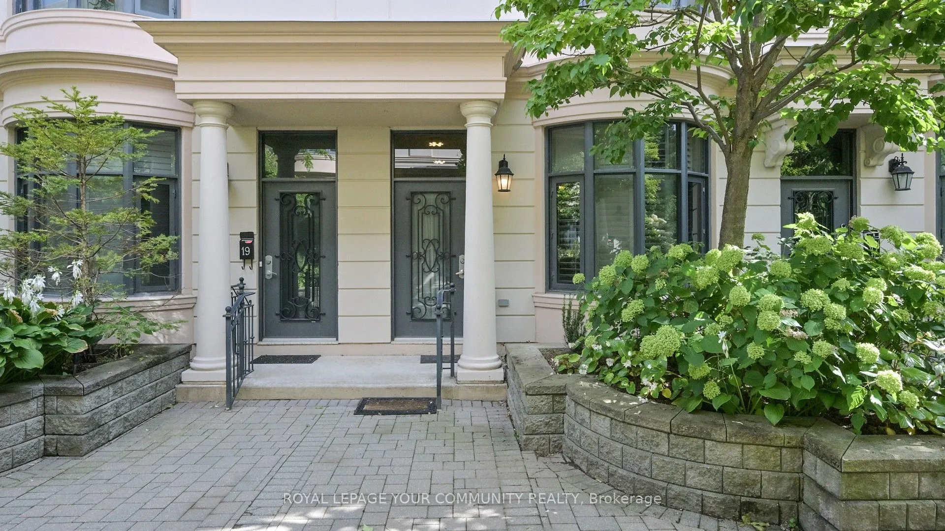 27 Elkhorn Drive, #18