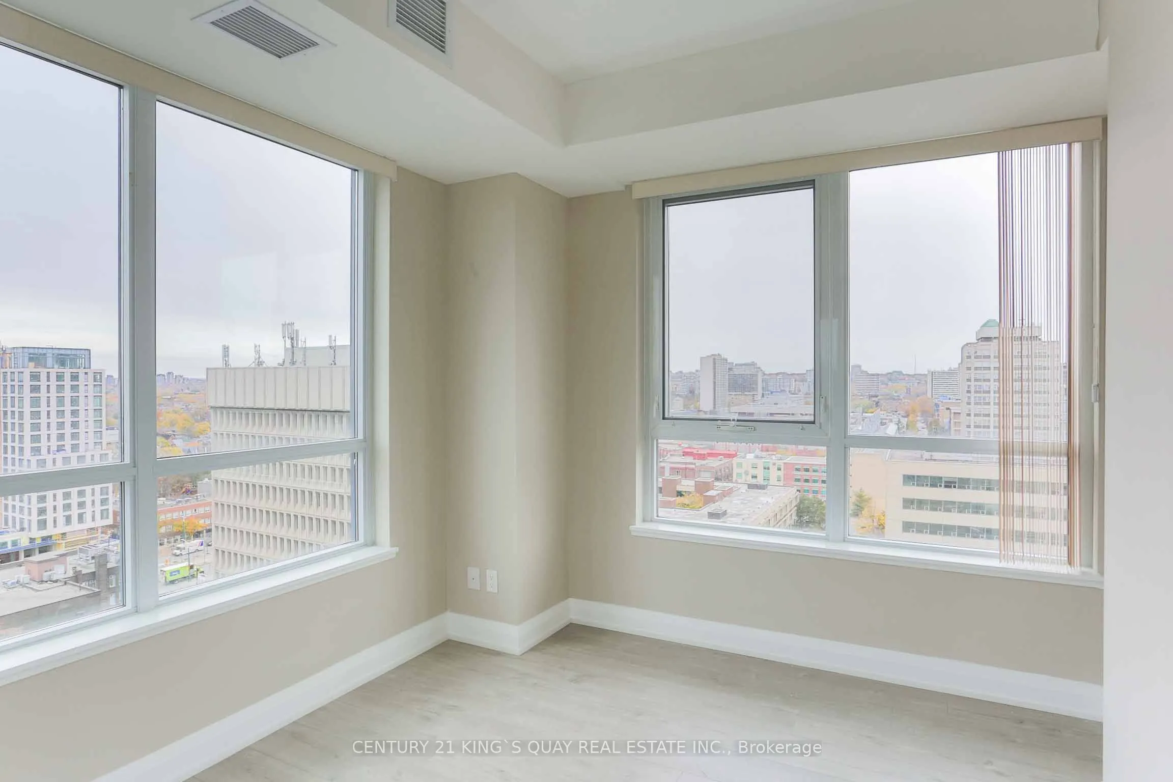 181 Huron Street, #Lph5