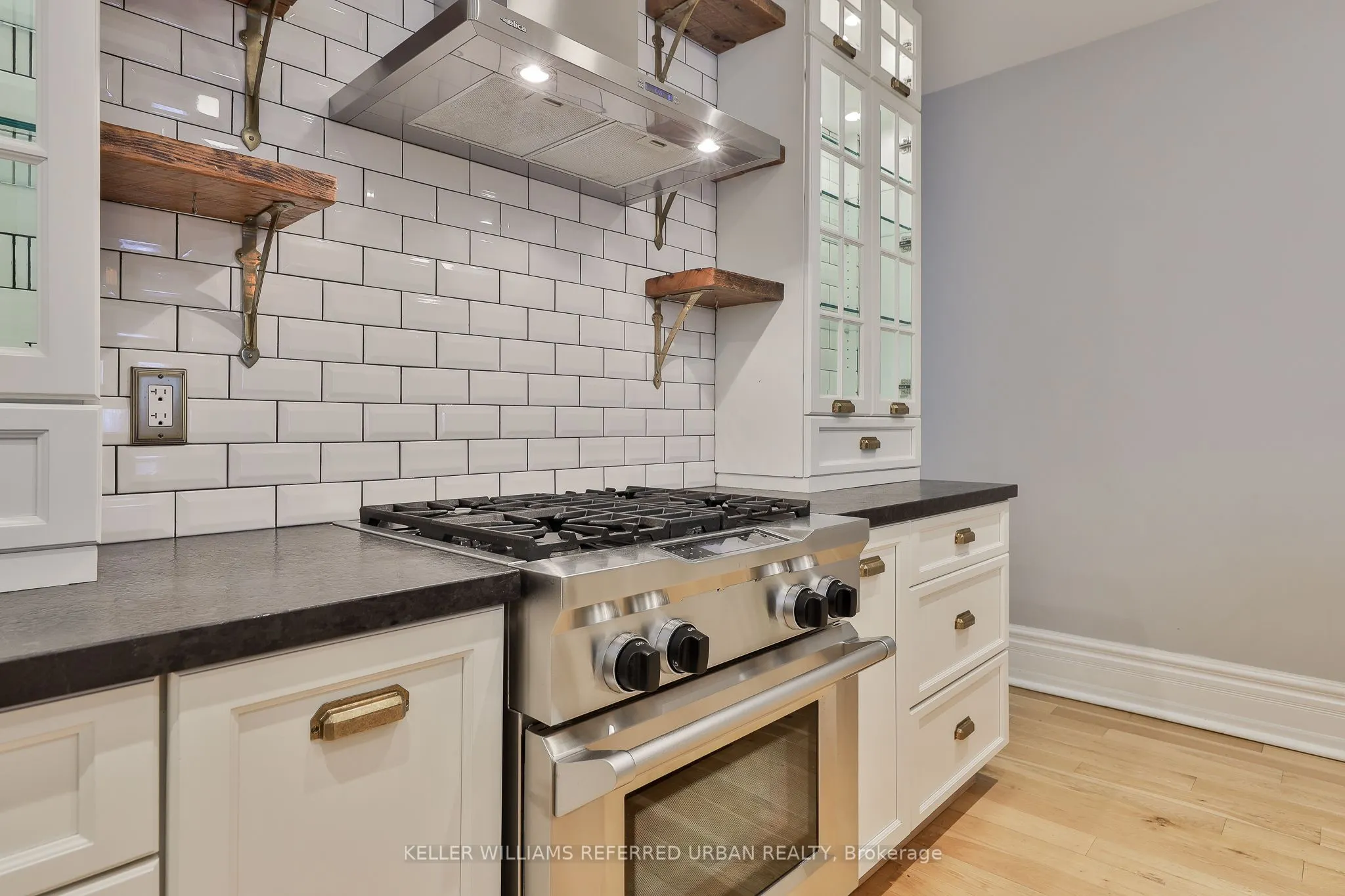 234 Seaton Street