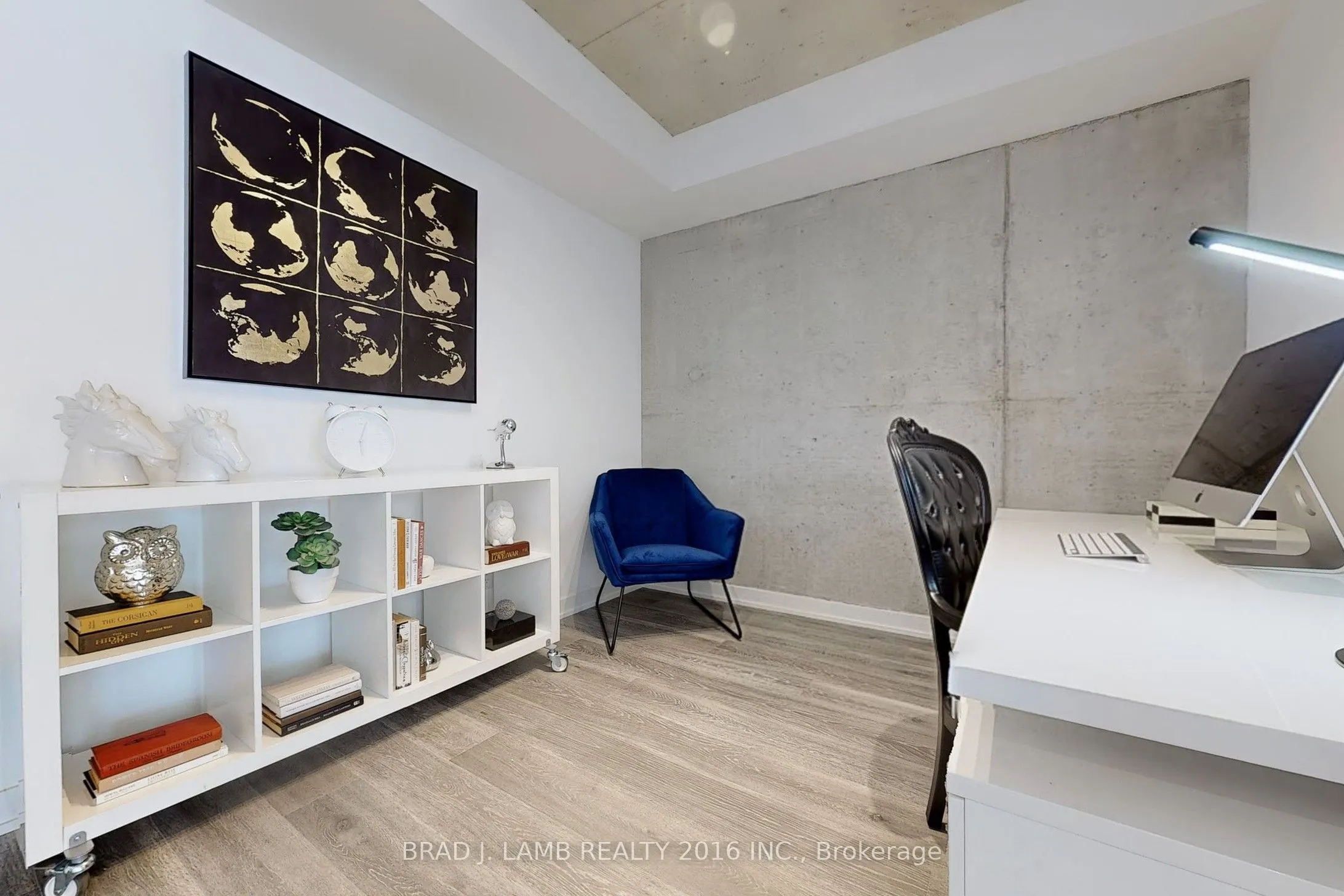 55 Ontario Street, #305