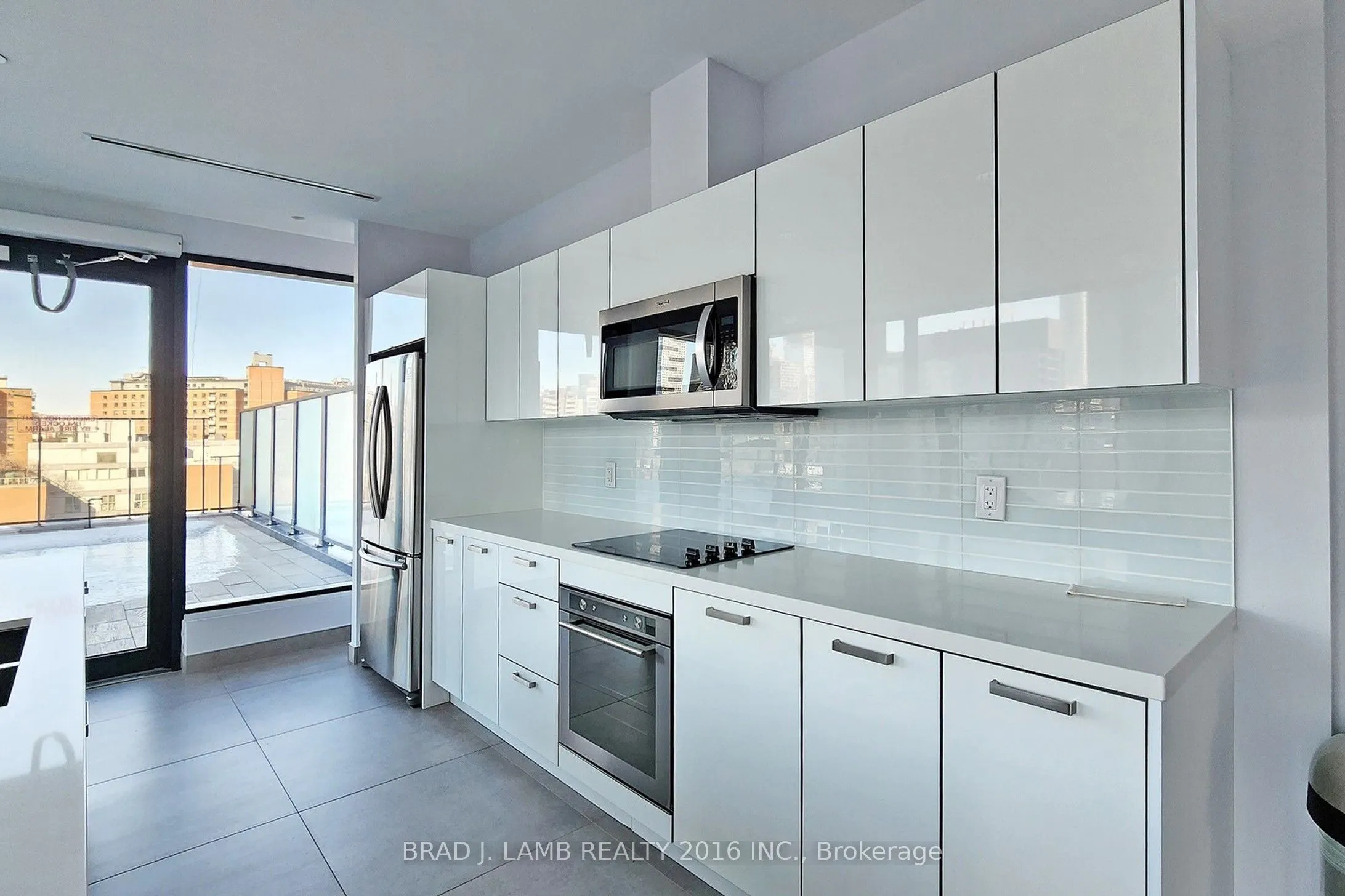 55 Ontario Street, #305