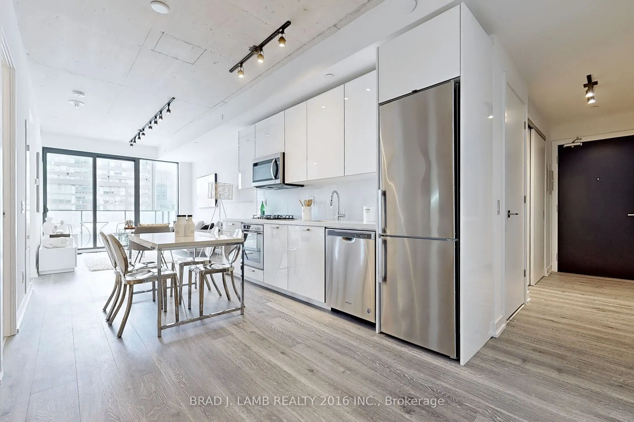 55 Ontario Street, #305