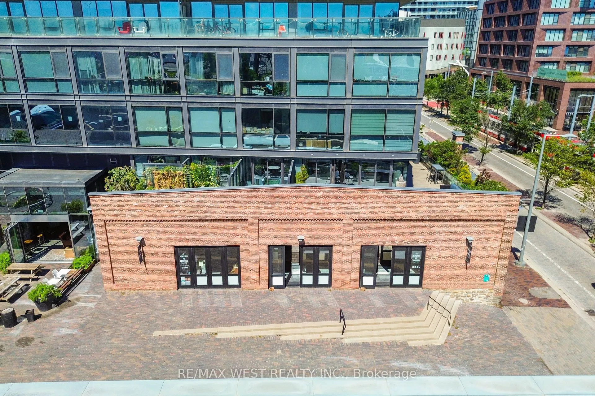 90 Distillery Lane