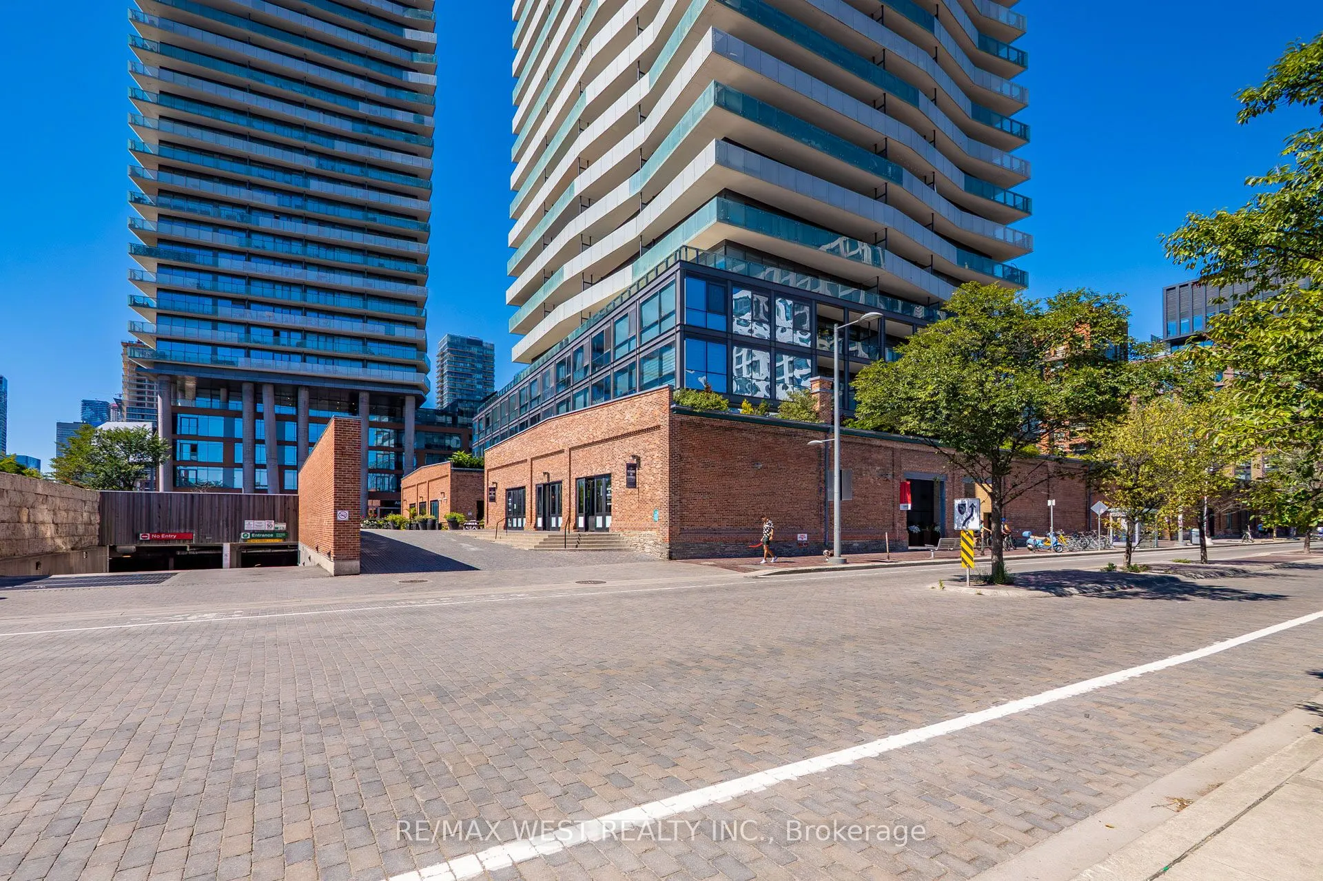 90 Distillery Lane