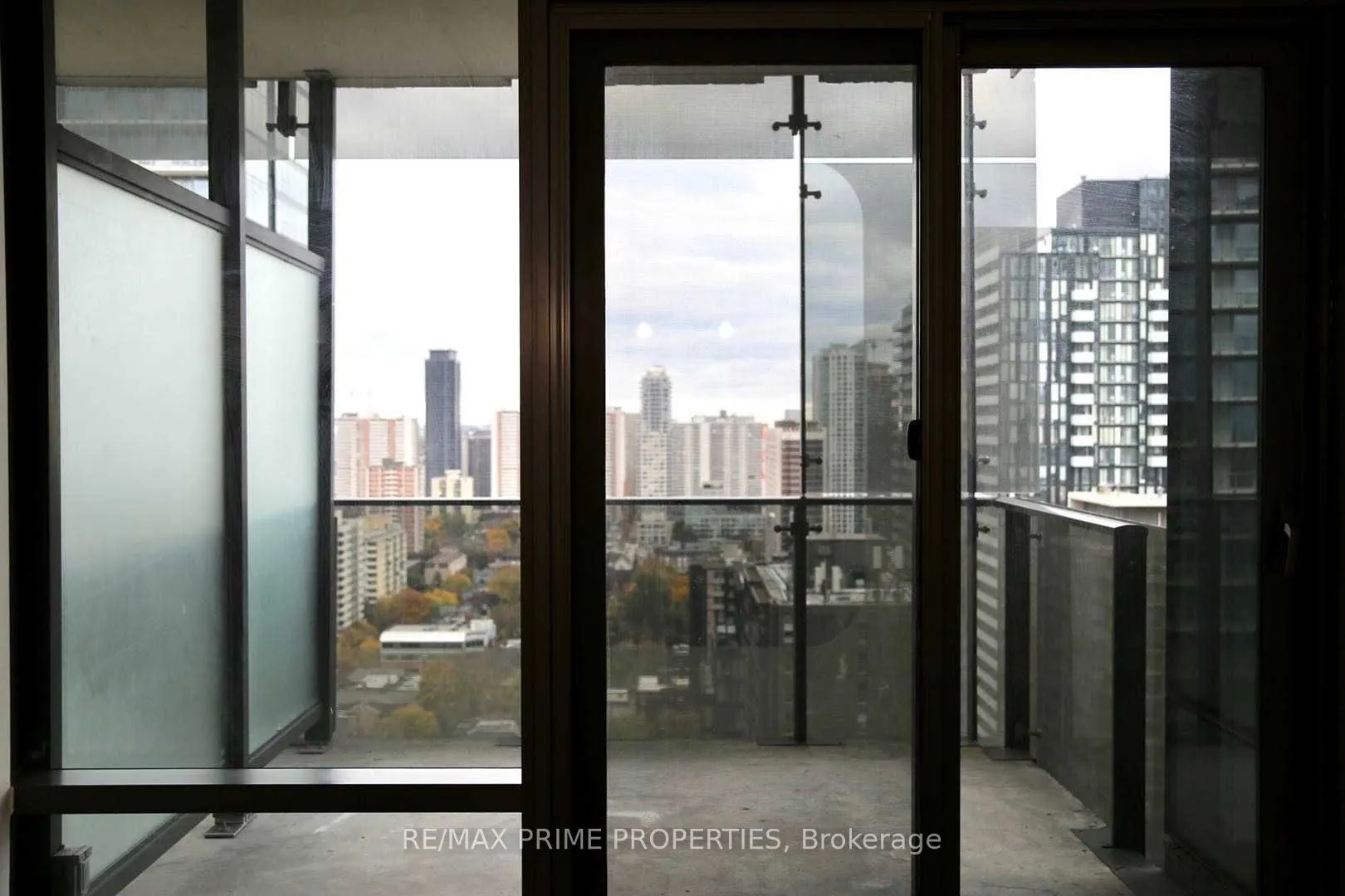 5 St Joseph Street, #2501