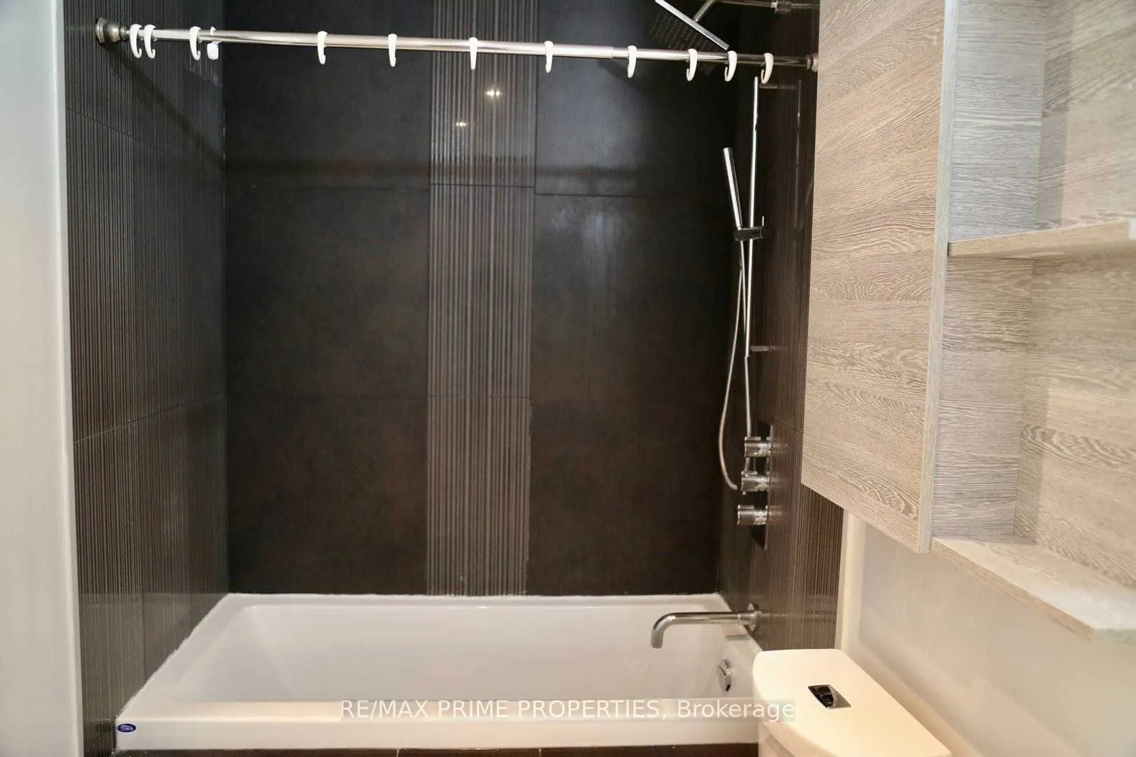 5 St Joseph Street, #2501