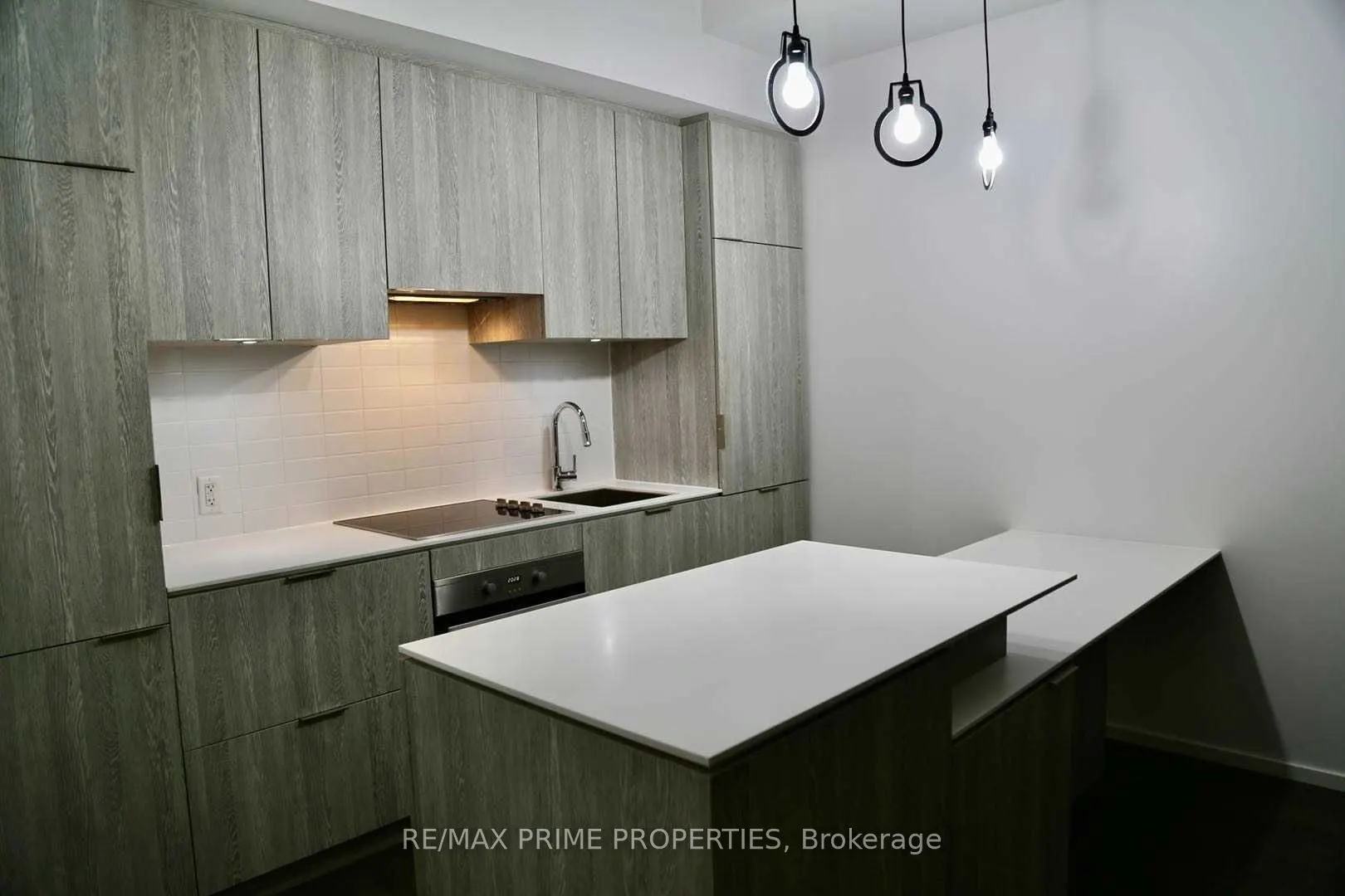 5 St Joseph Street, #2501