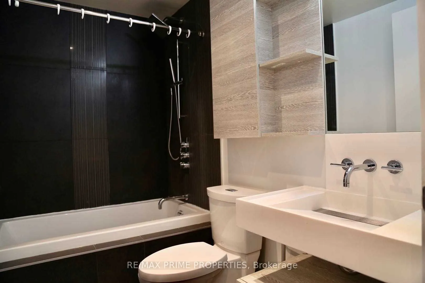 5 St Joseph Street, #2501