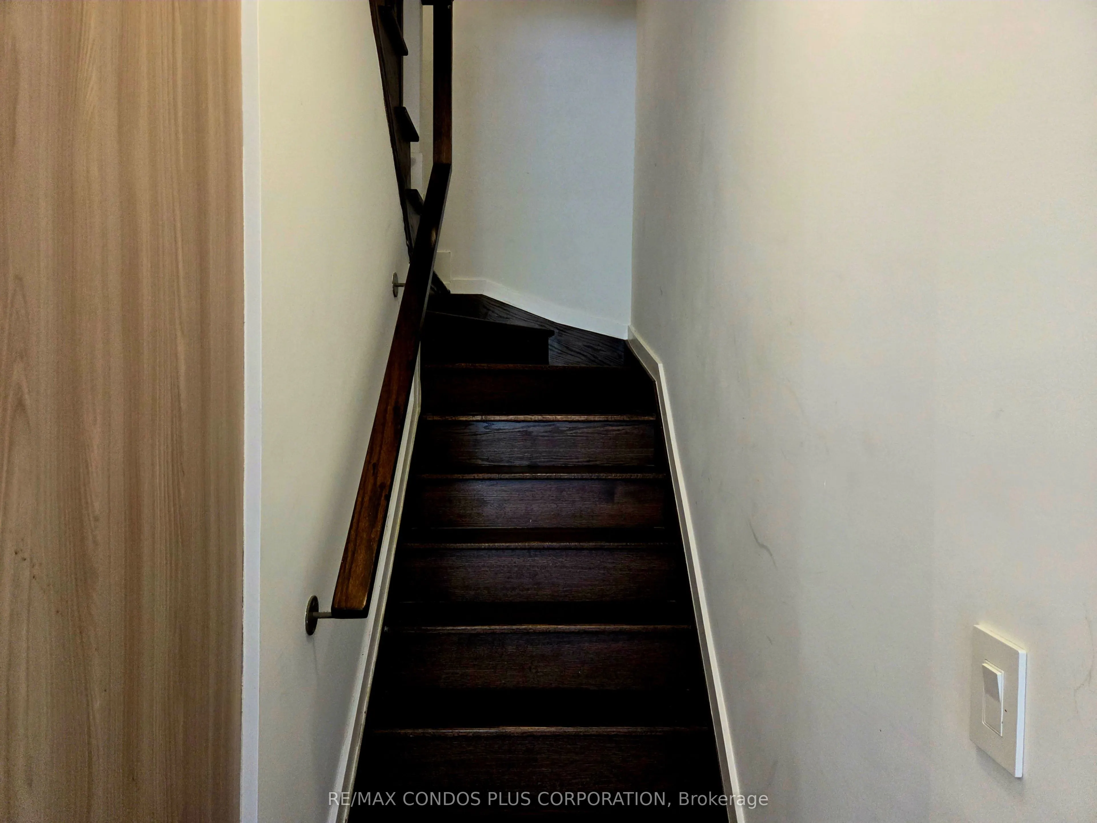 270 Davenport Road, #9