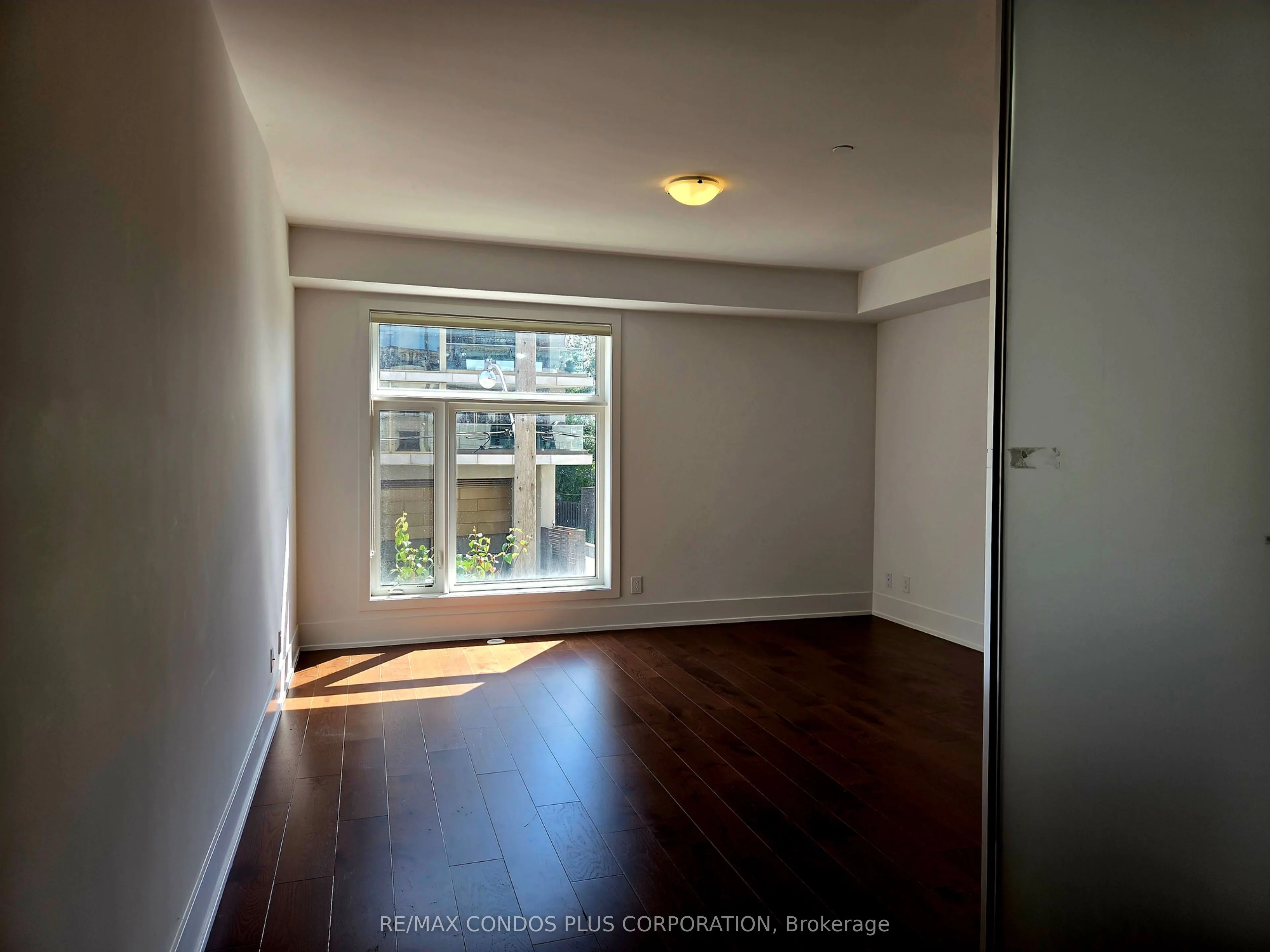 270 Davenport Road, #9