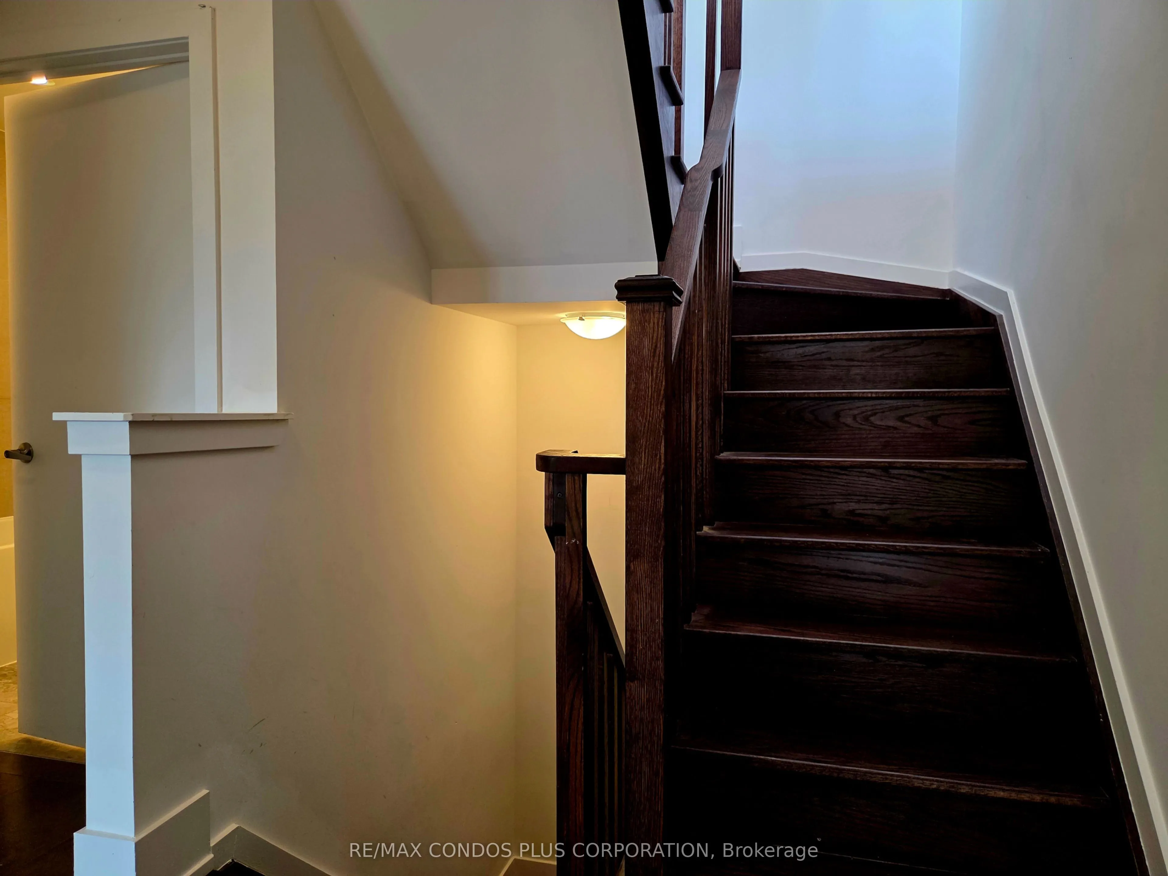 270 Davenport Road, #9