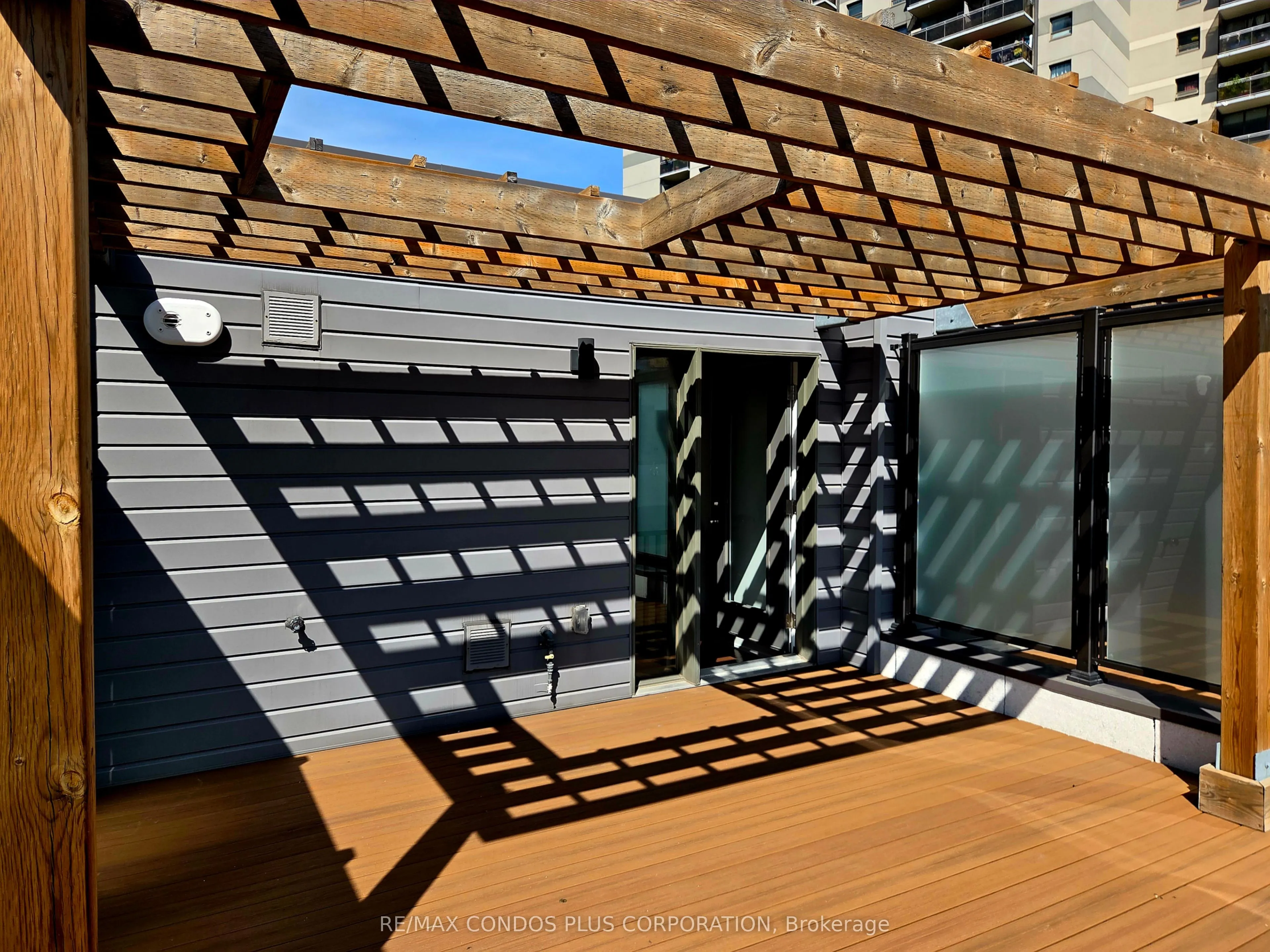 270 Davenport Road, #9
