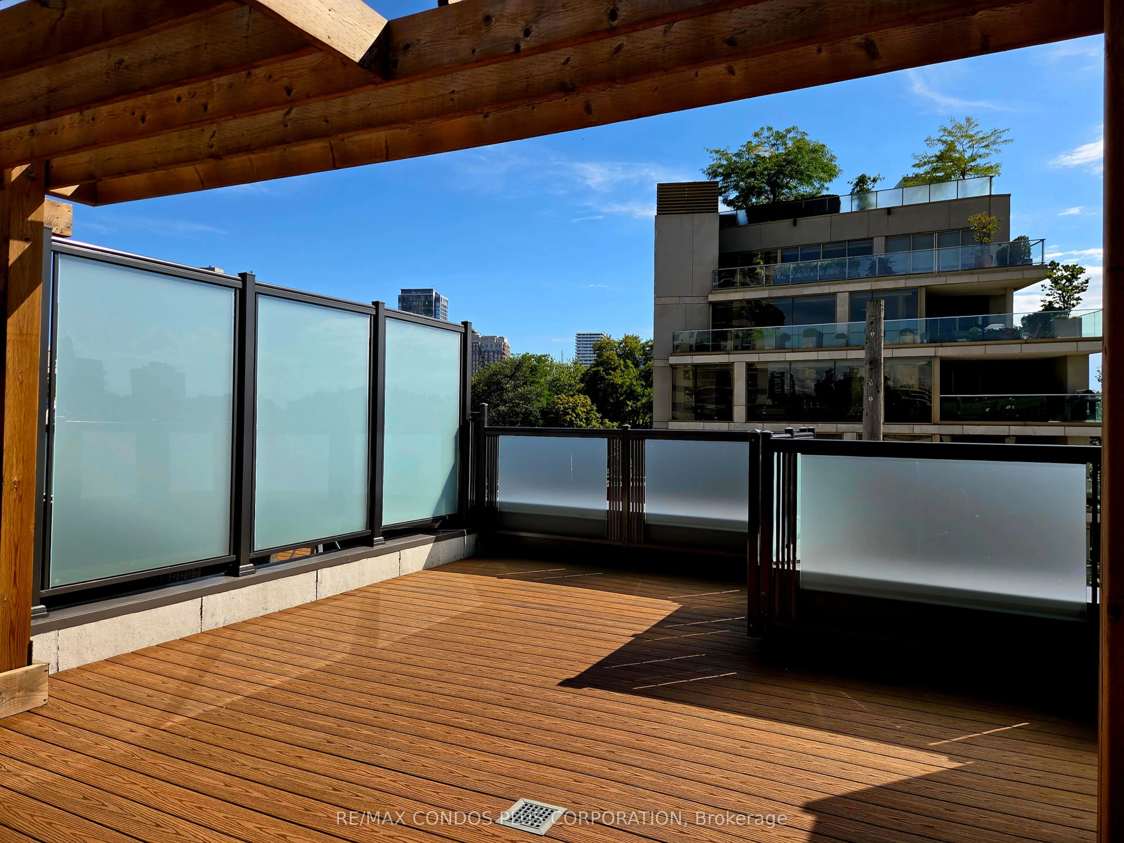 270 Davenport Road, #9
