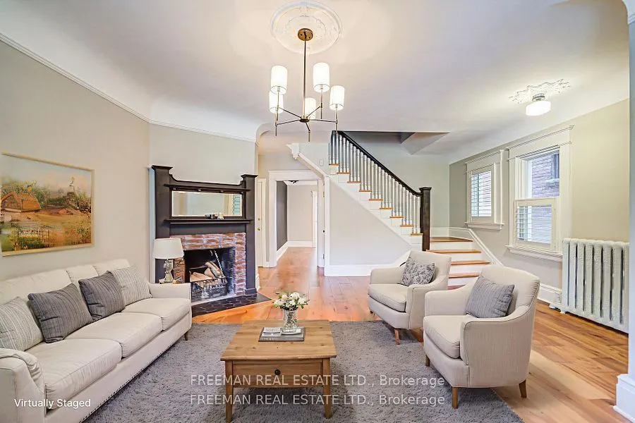 555 Markham Street