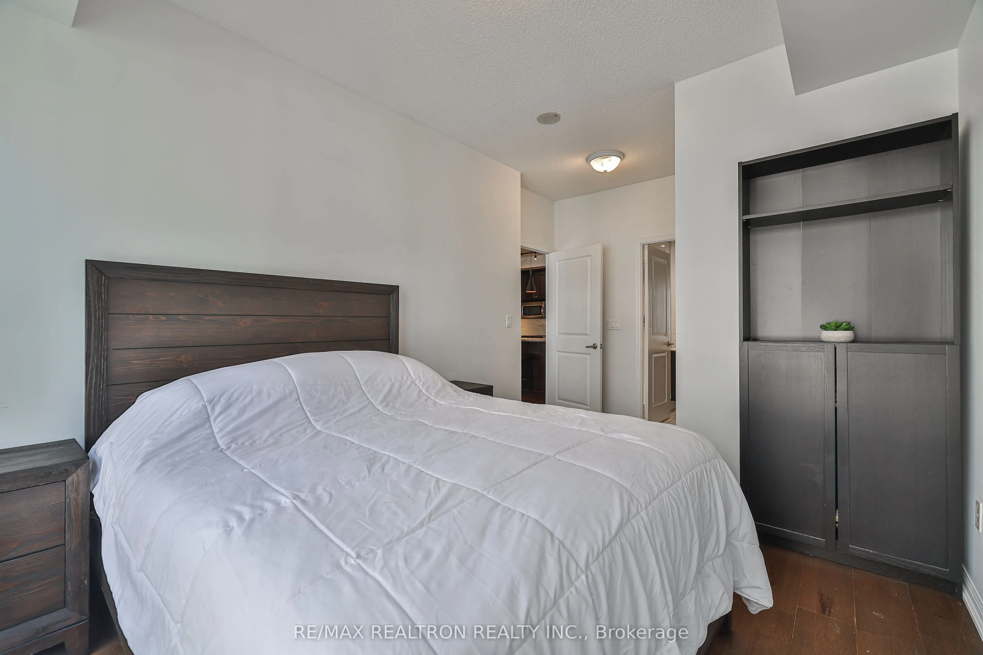 628 fleet Street, #407