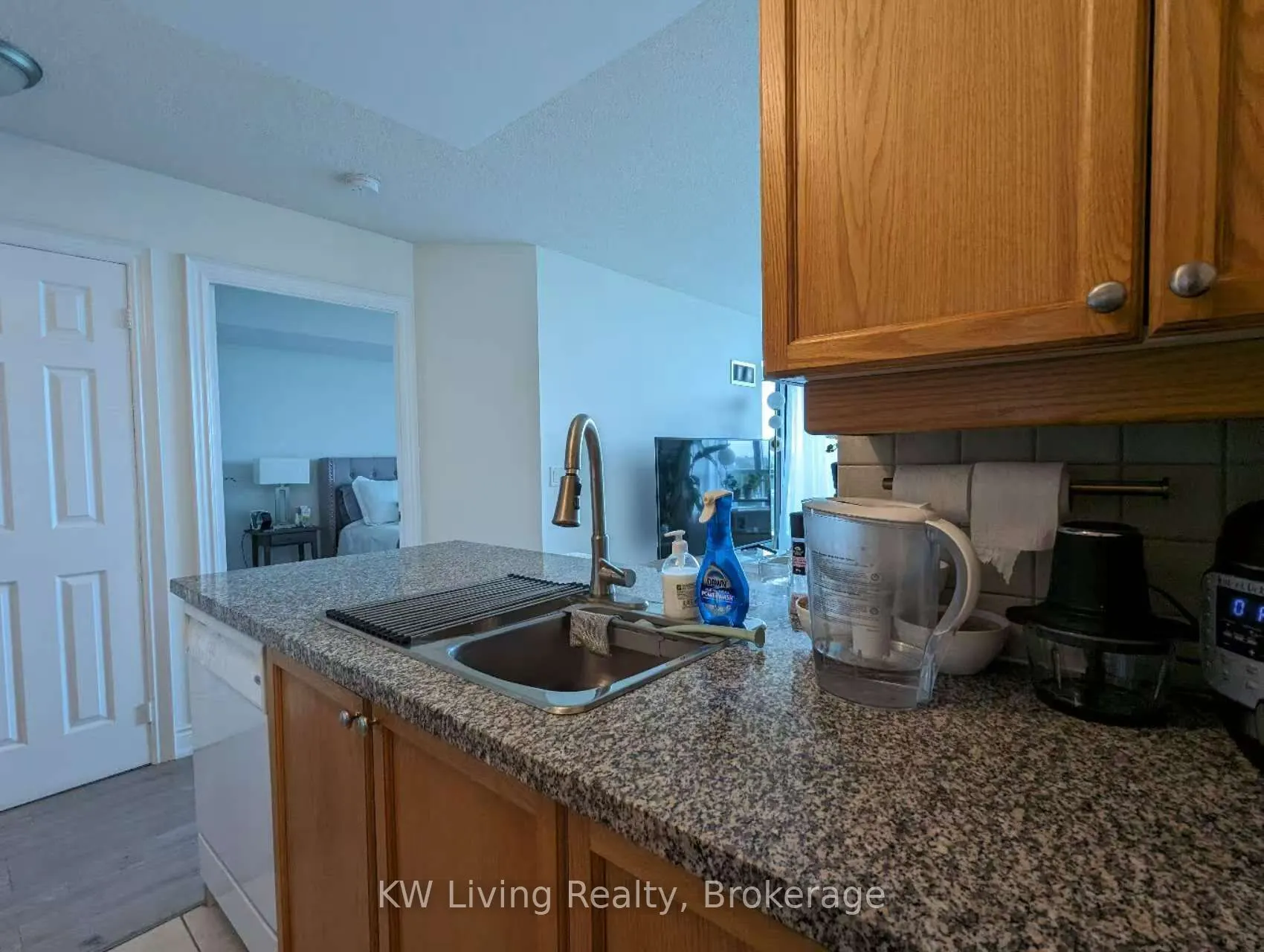 15 Greenview Avenue, #909