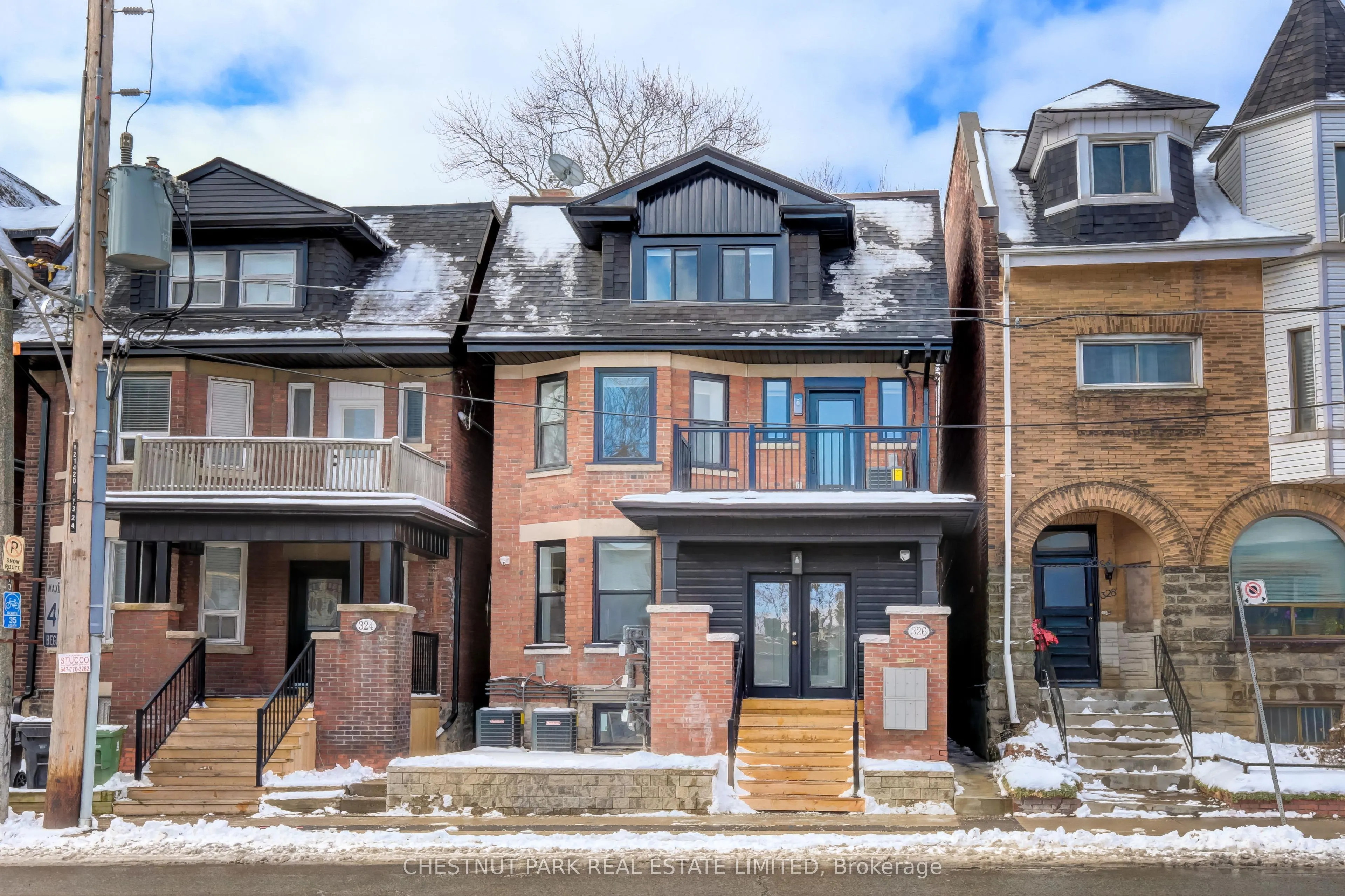 326 St George Street, #2
