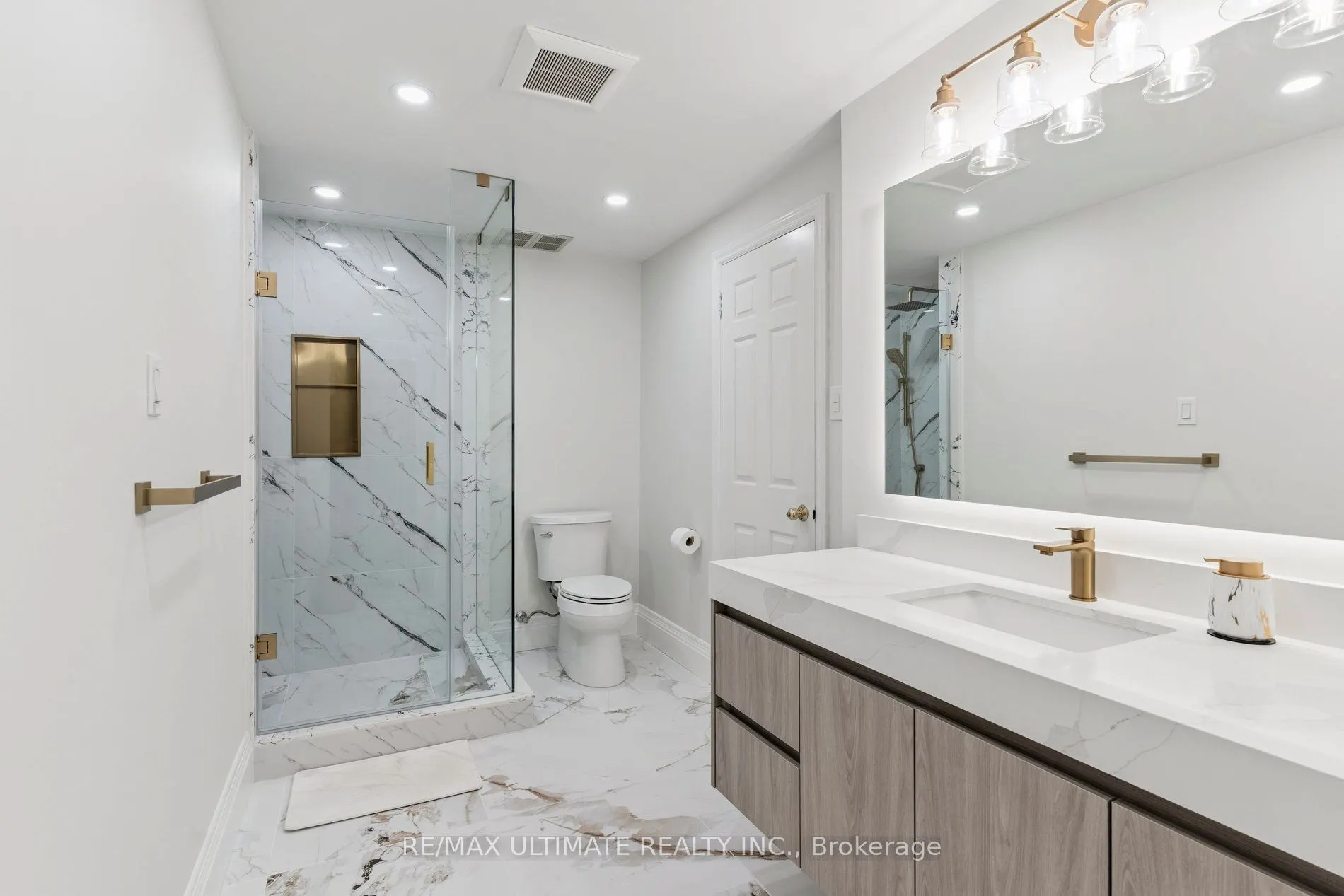 1 Versailles Court